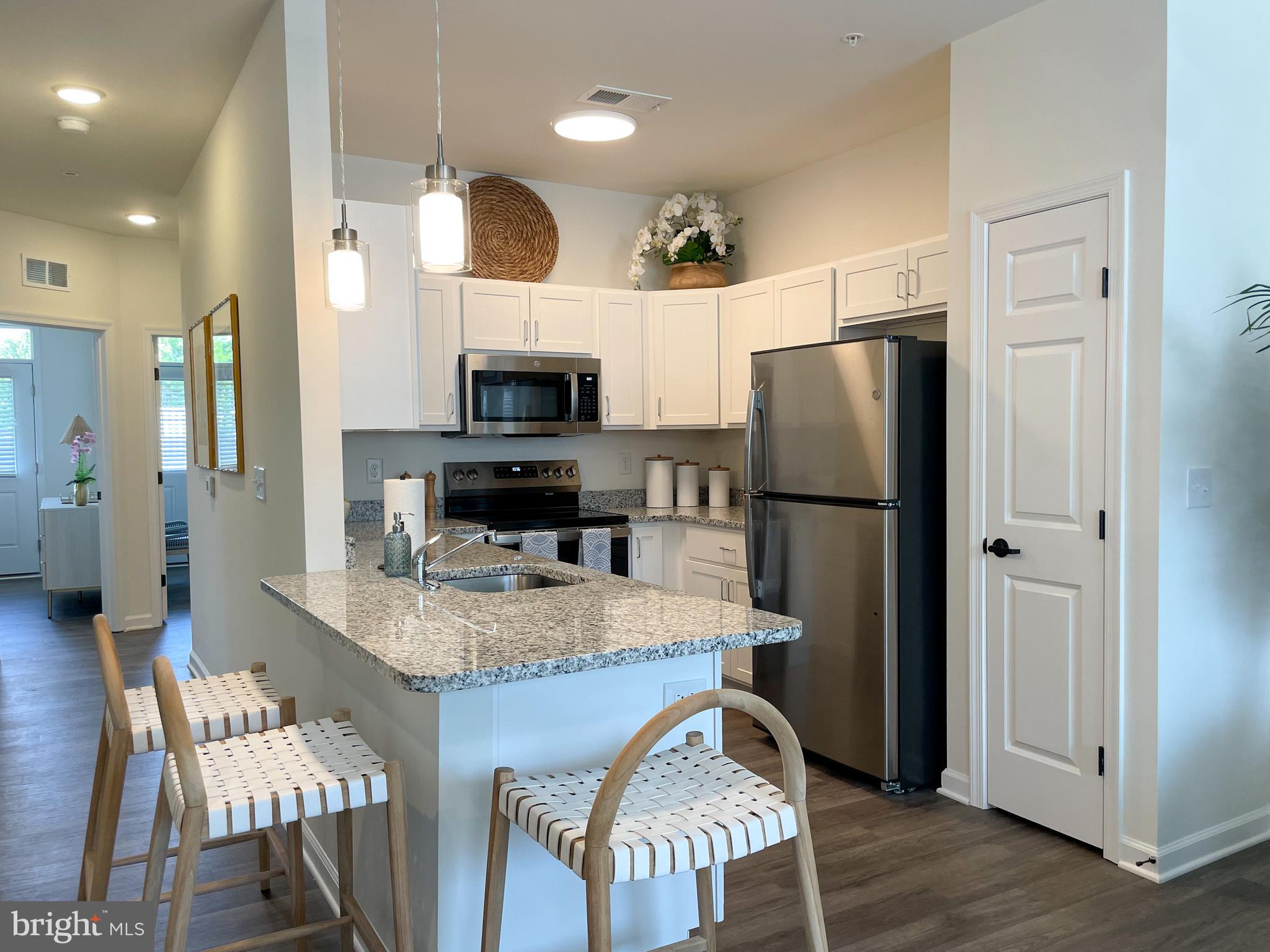 DUTCHMAN'S HARVEST - Residential