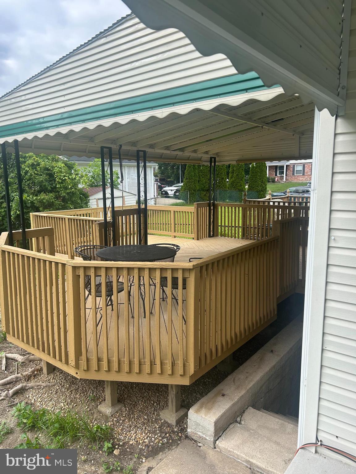 8614 MANORFIELD ROAD
