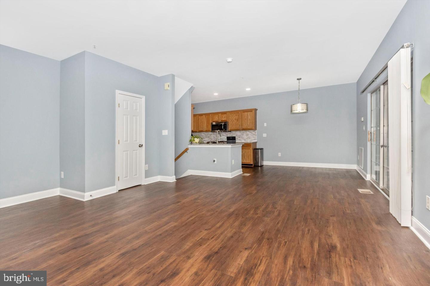 14294 HAMPSHIRE HALL COURT 812