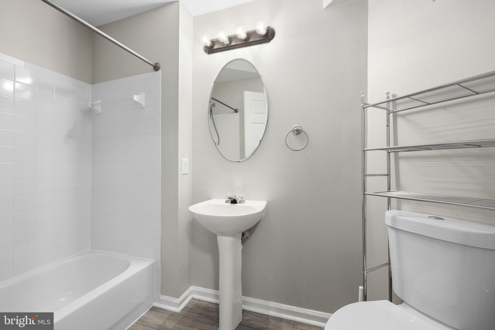 GREENHILL CROSSING - Residential