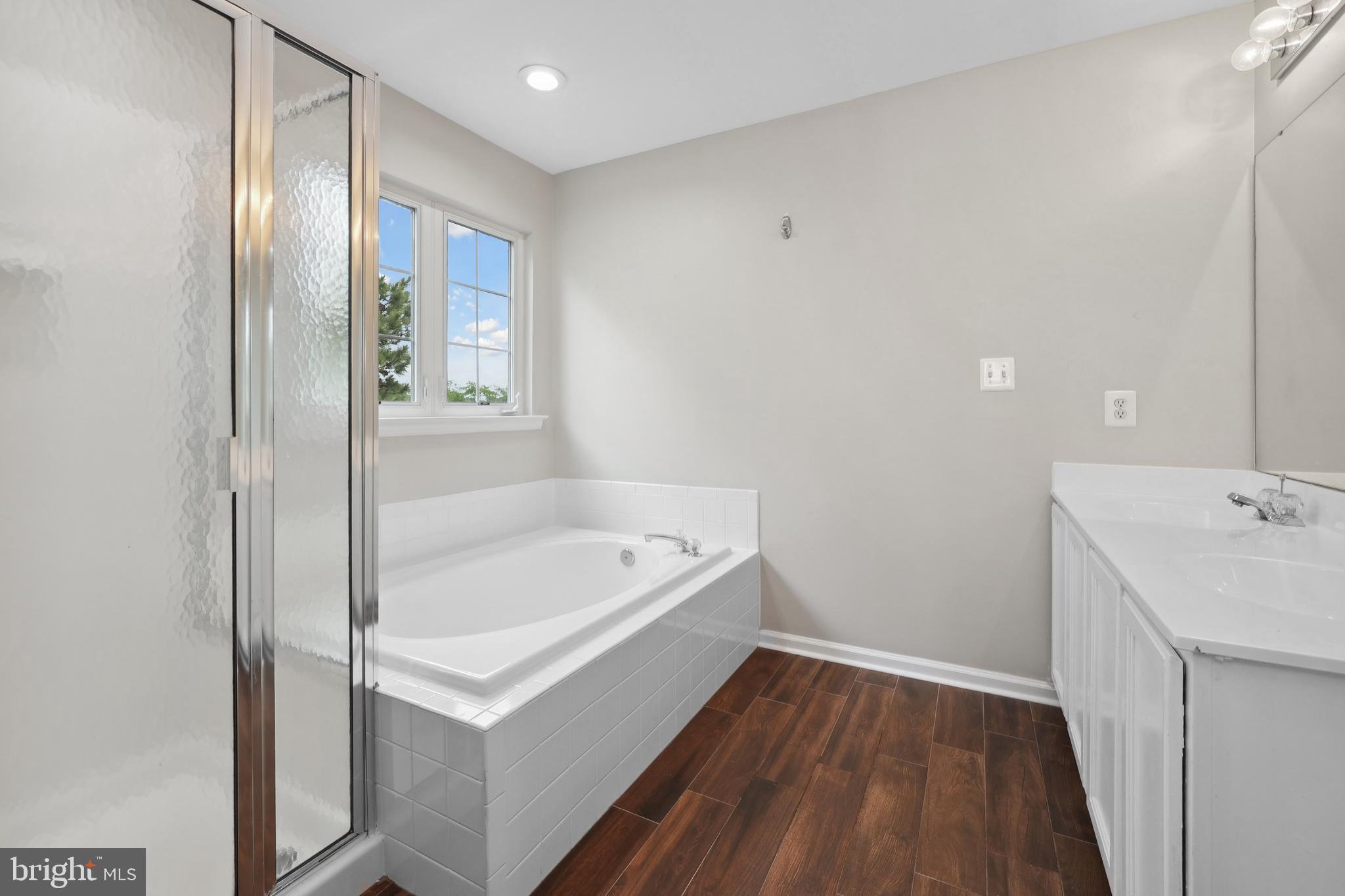 GREENHILL CROSSING - Residential