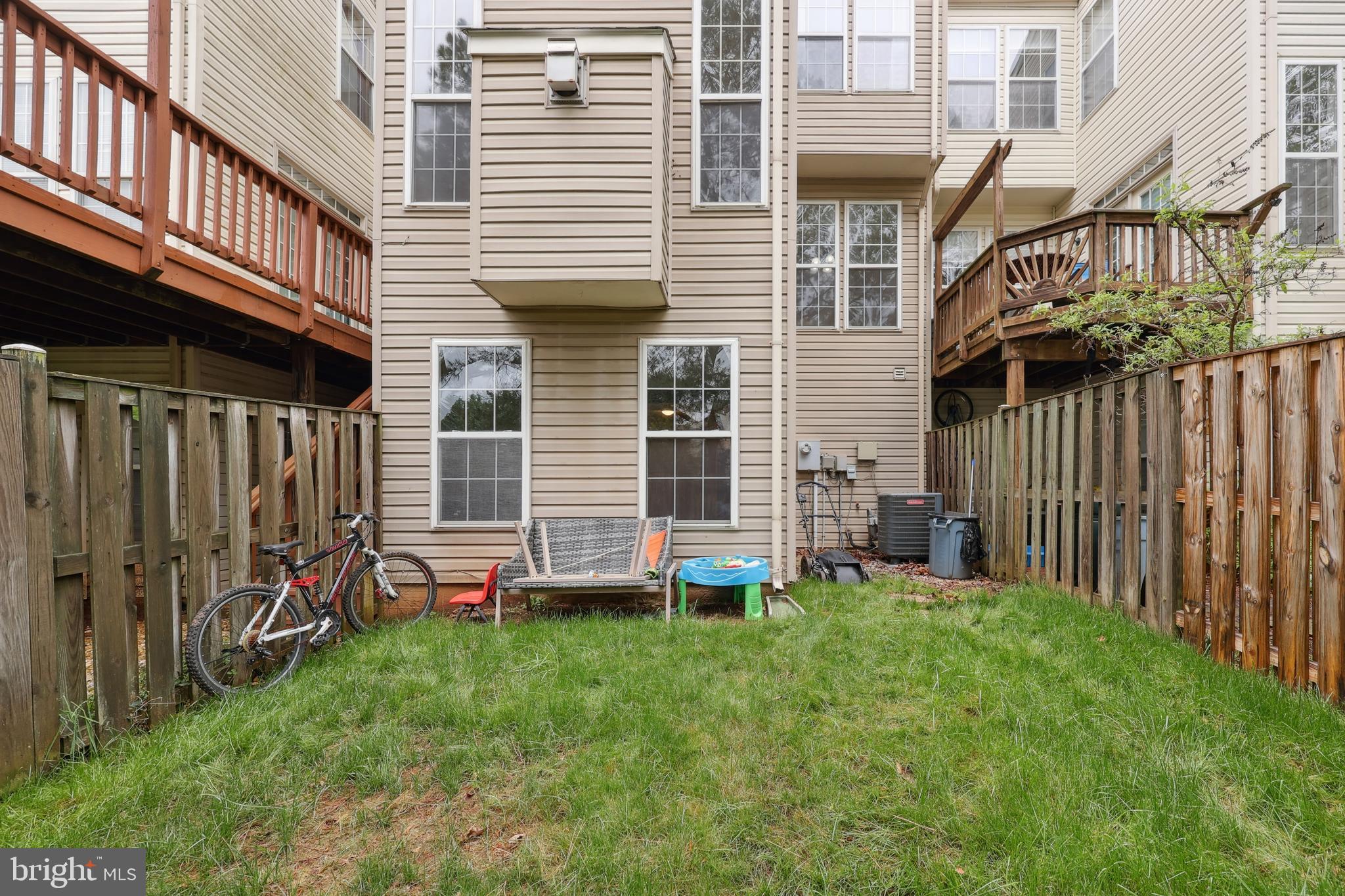 GREENHILL CROSSING - Residential