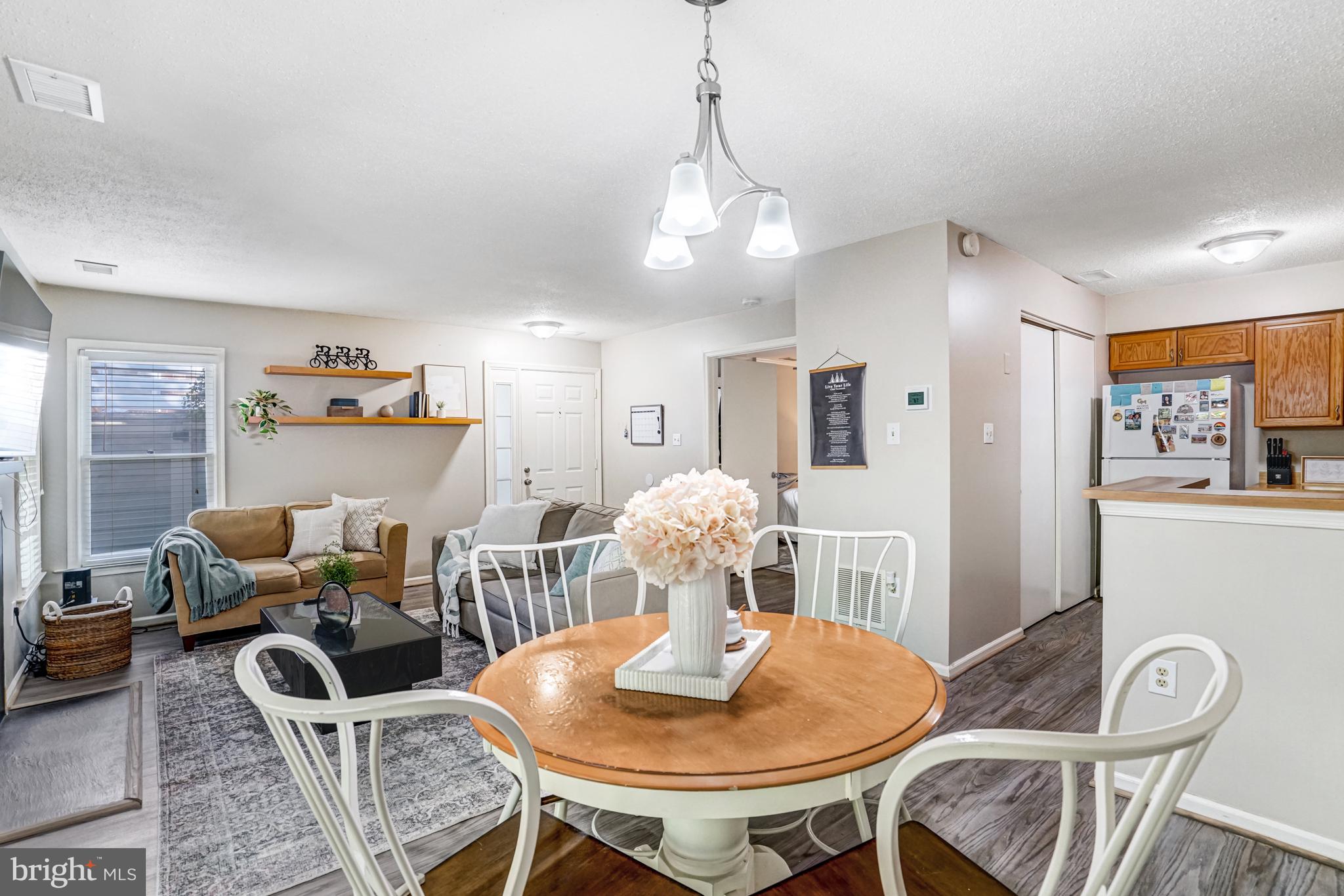 7598 LAKESIDE VILLAGE DRIVE L L