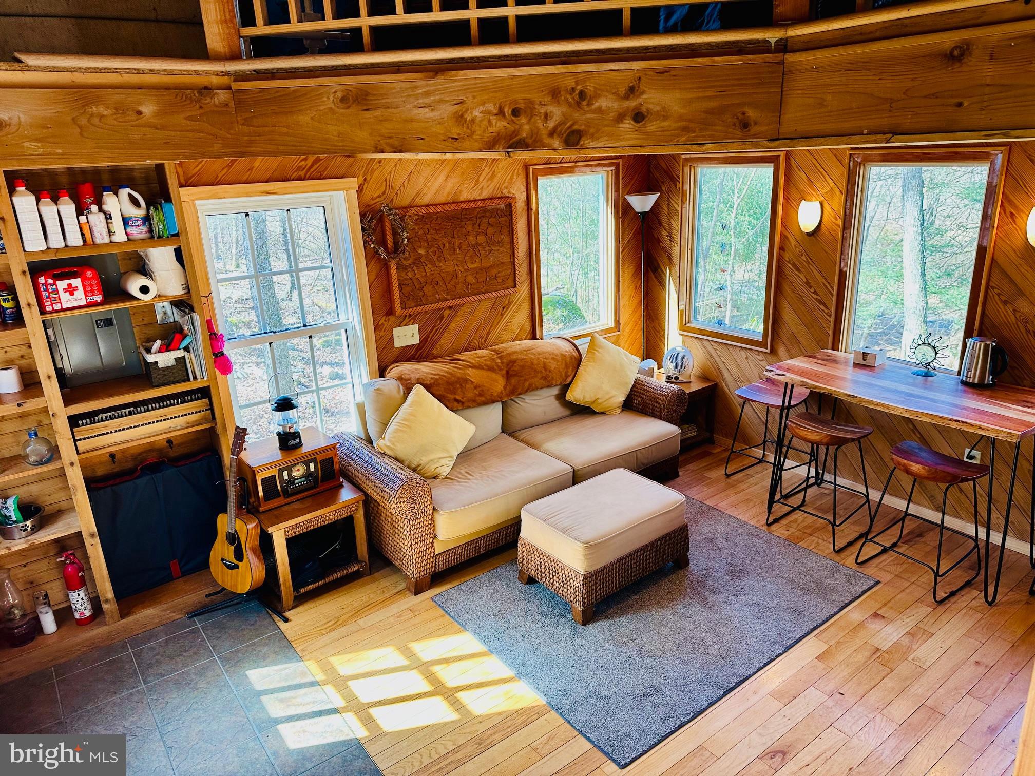 WHITE CLIFFS - Residential