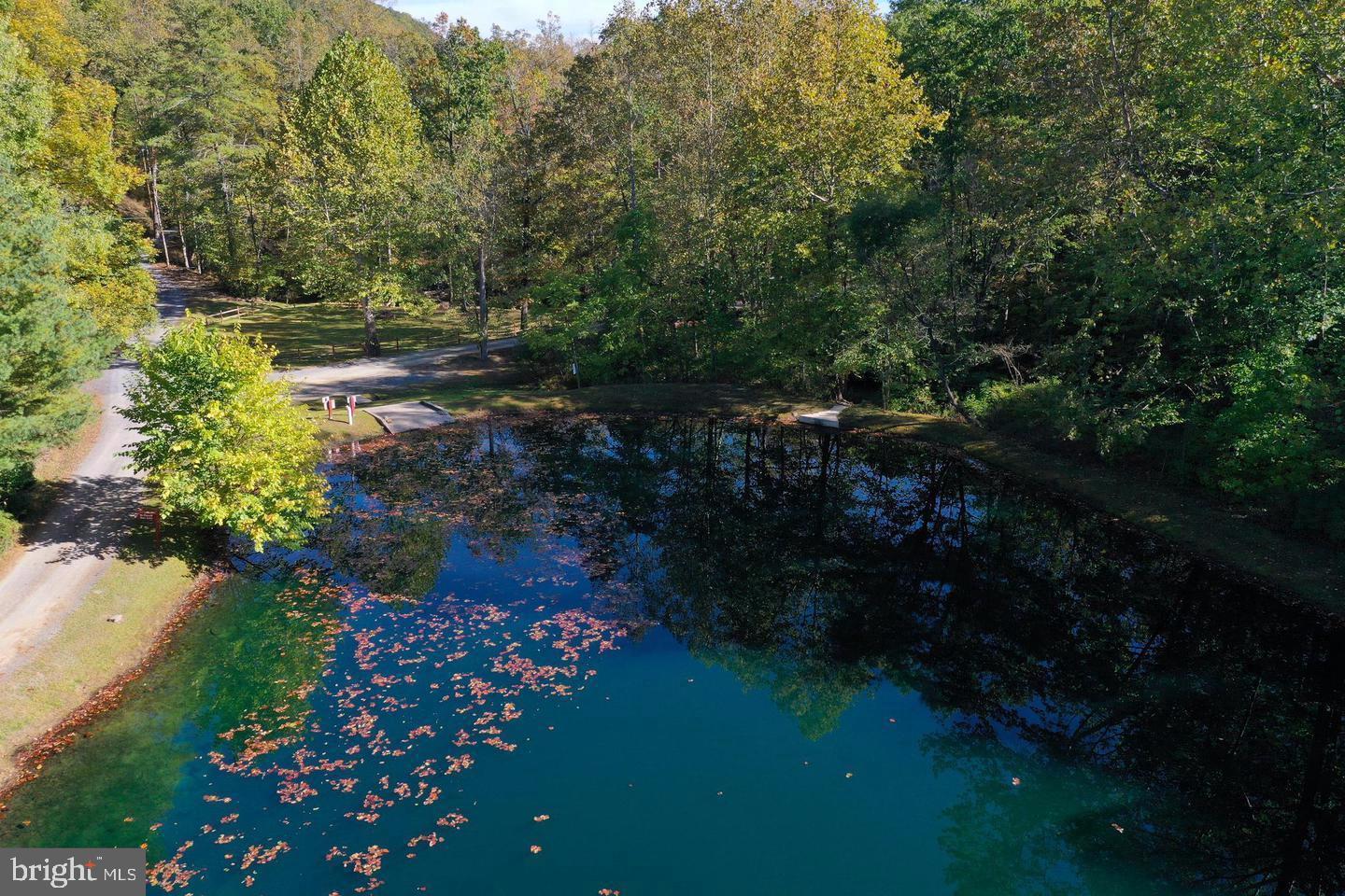 WHITE CLIFFS - Residential