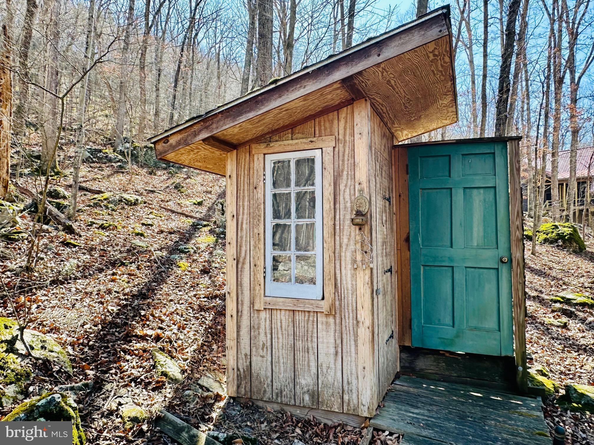 WHITE CLIFFS - Residential