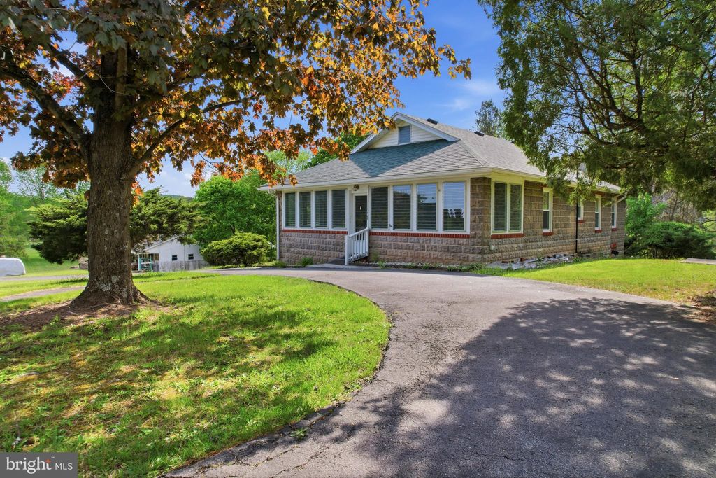 Photo of 11319 Dehaven Road NE, CUMBERLAND, MD 21502 (MLS # MDAL2014514)