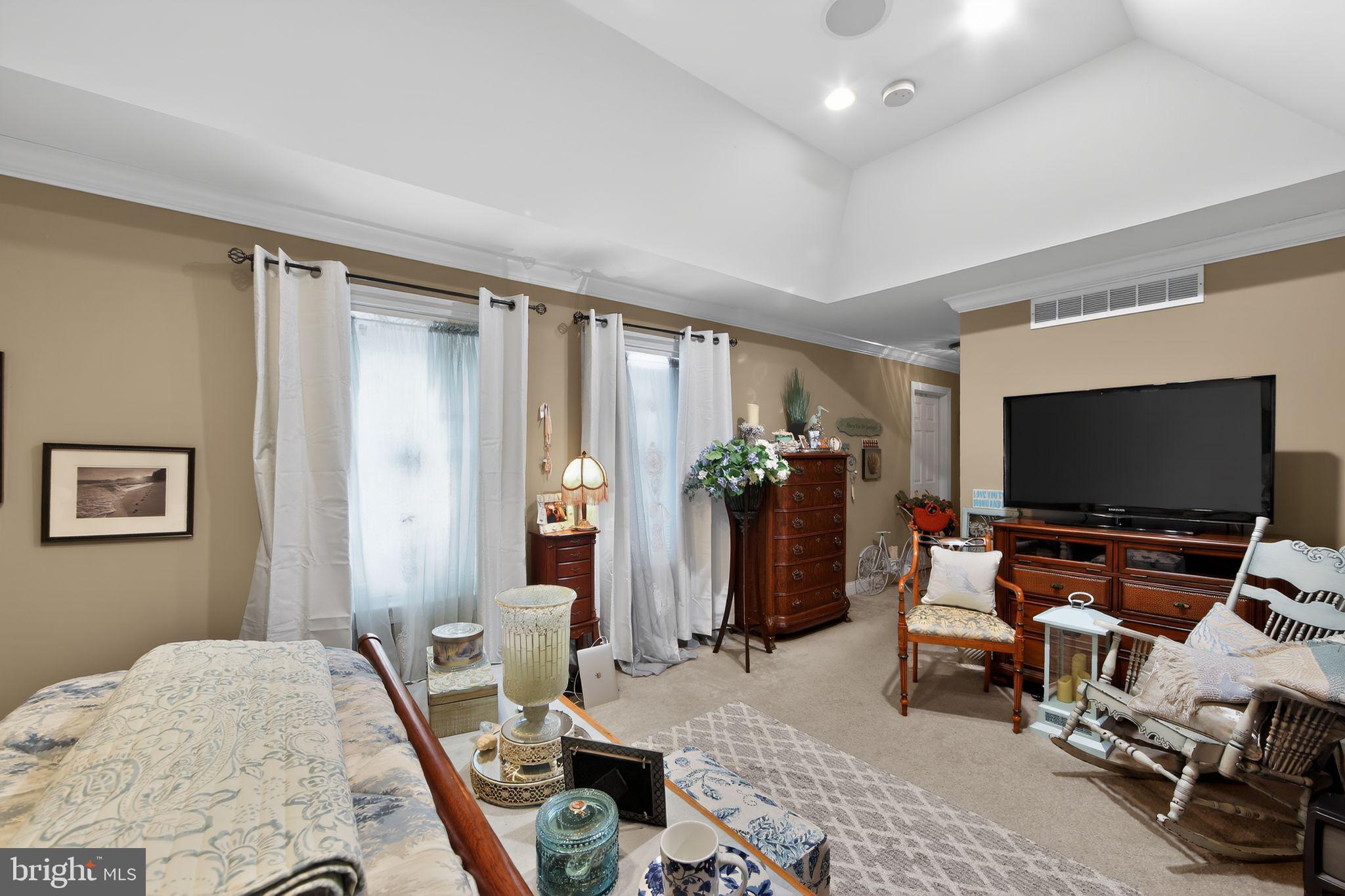 EAGLEVIEW - Residential