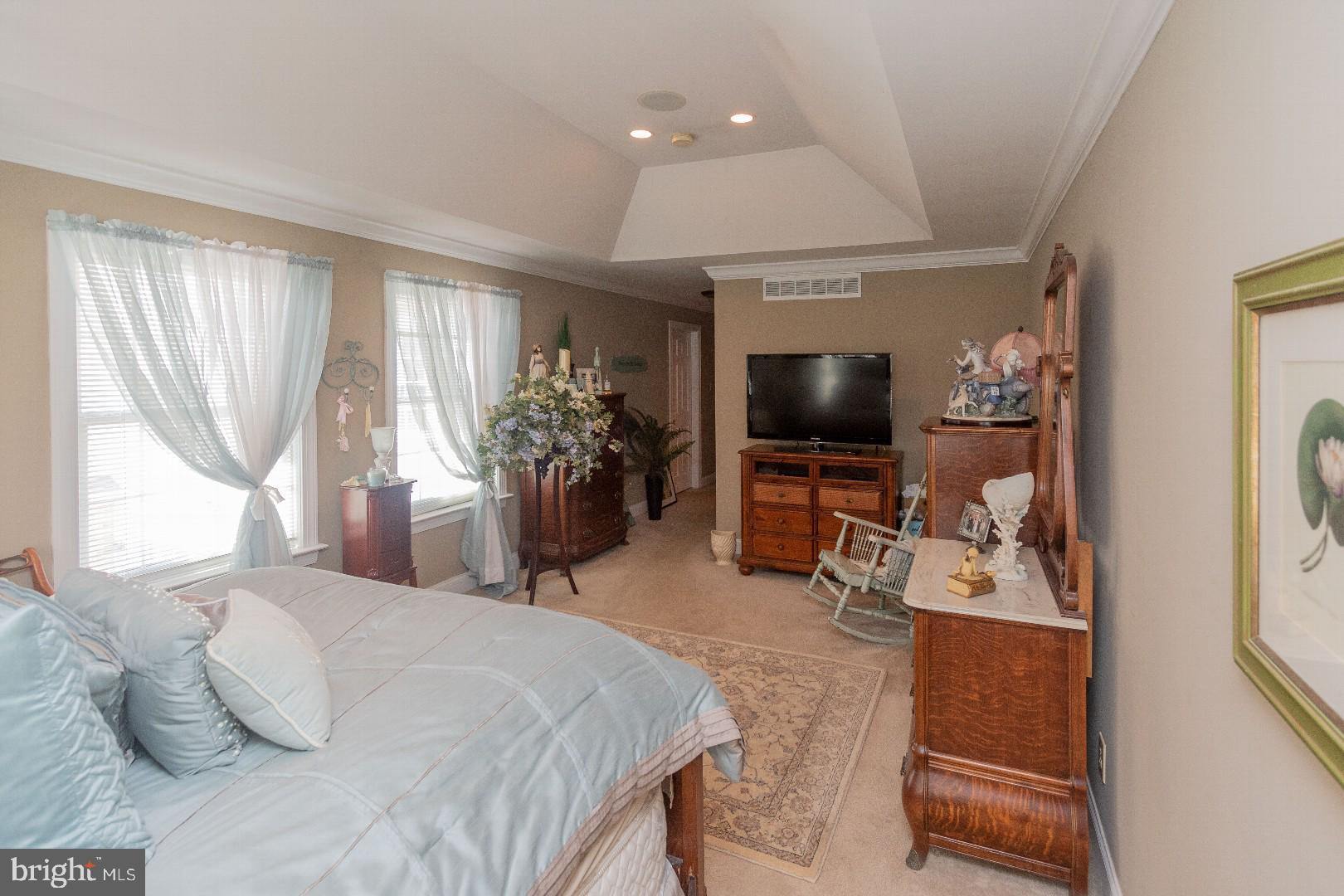 EAGLEVIEW - Residential