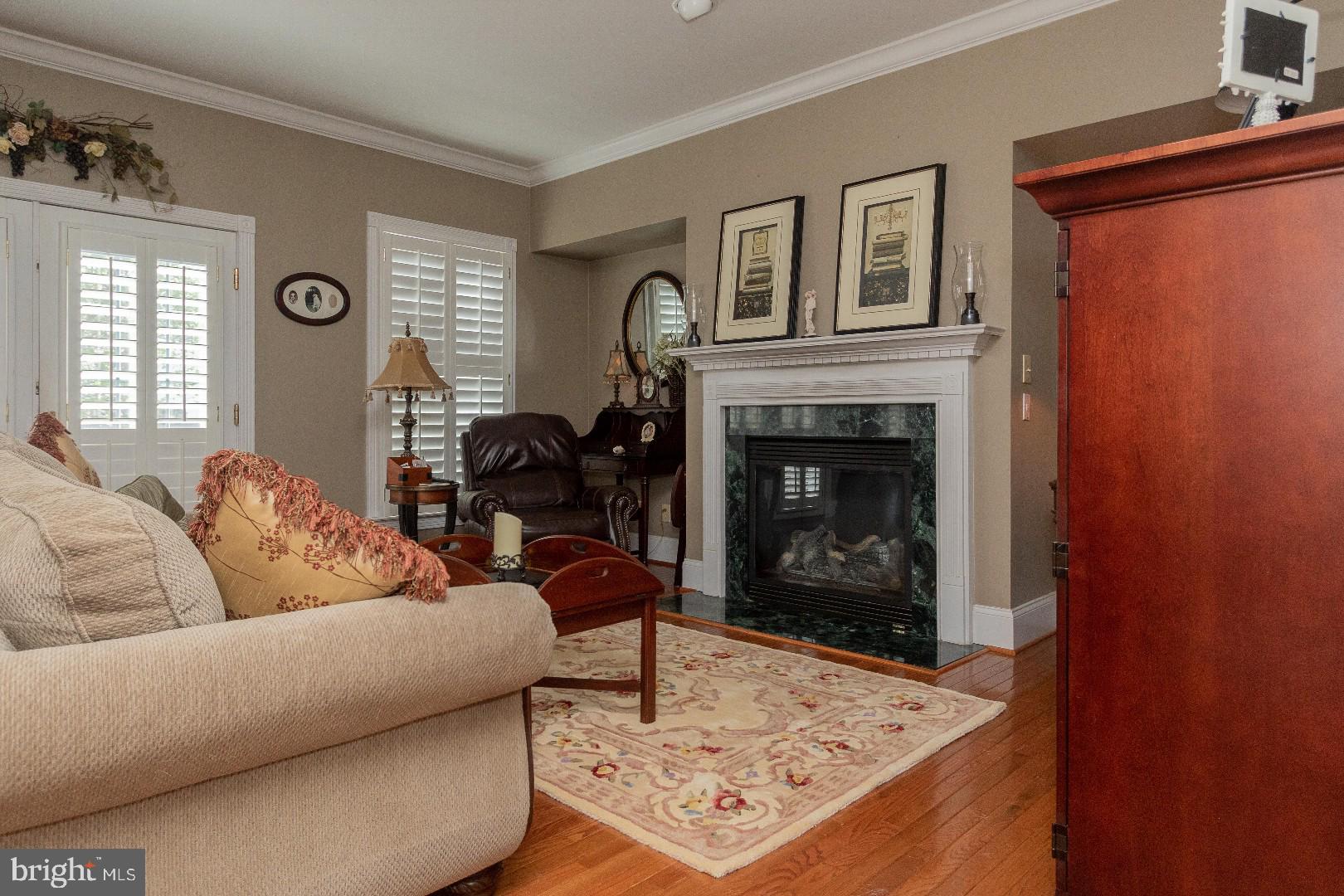 EAGLEVIEW - Residential