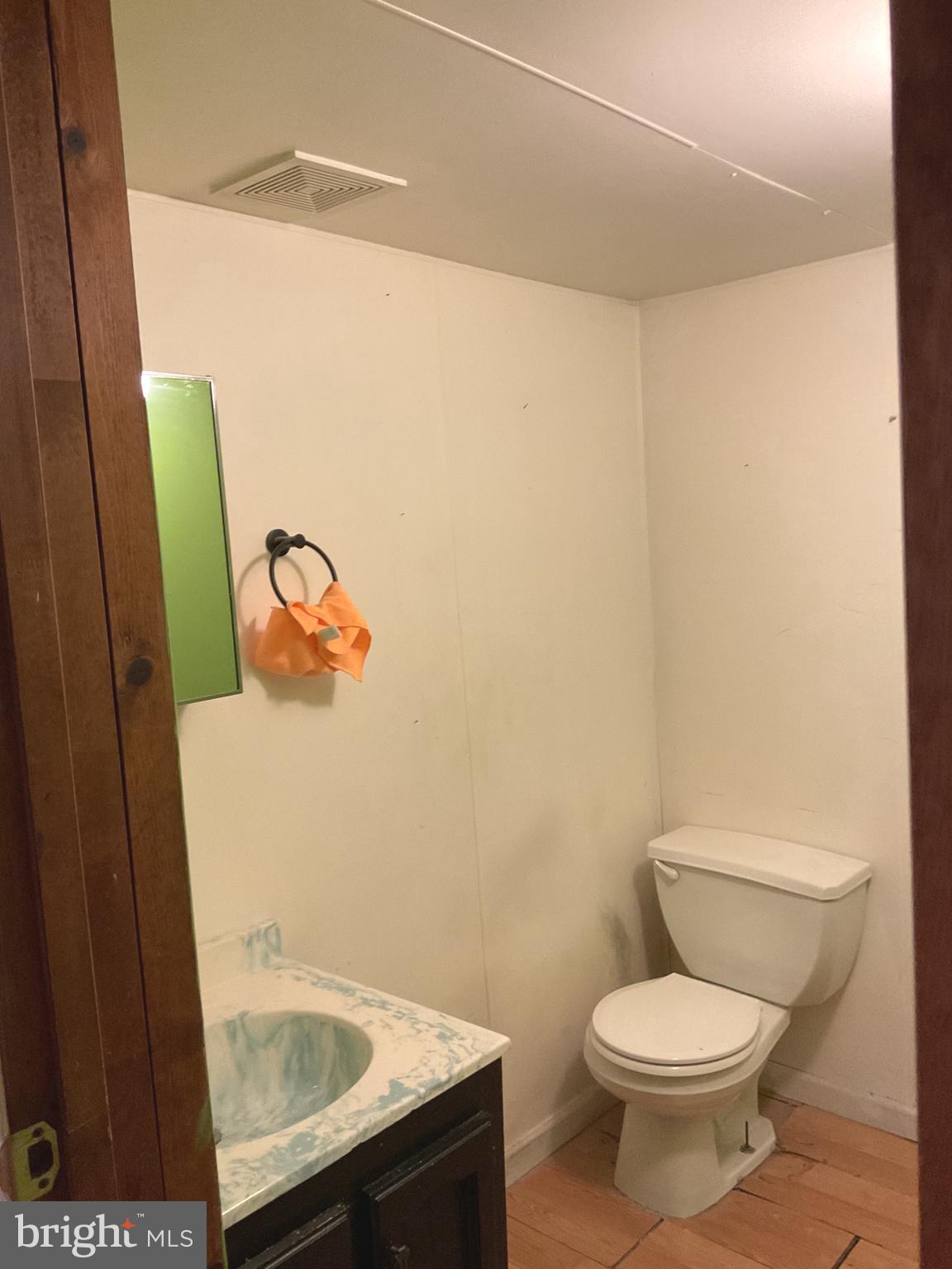 FRACKVILLE - Residential