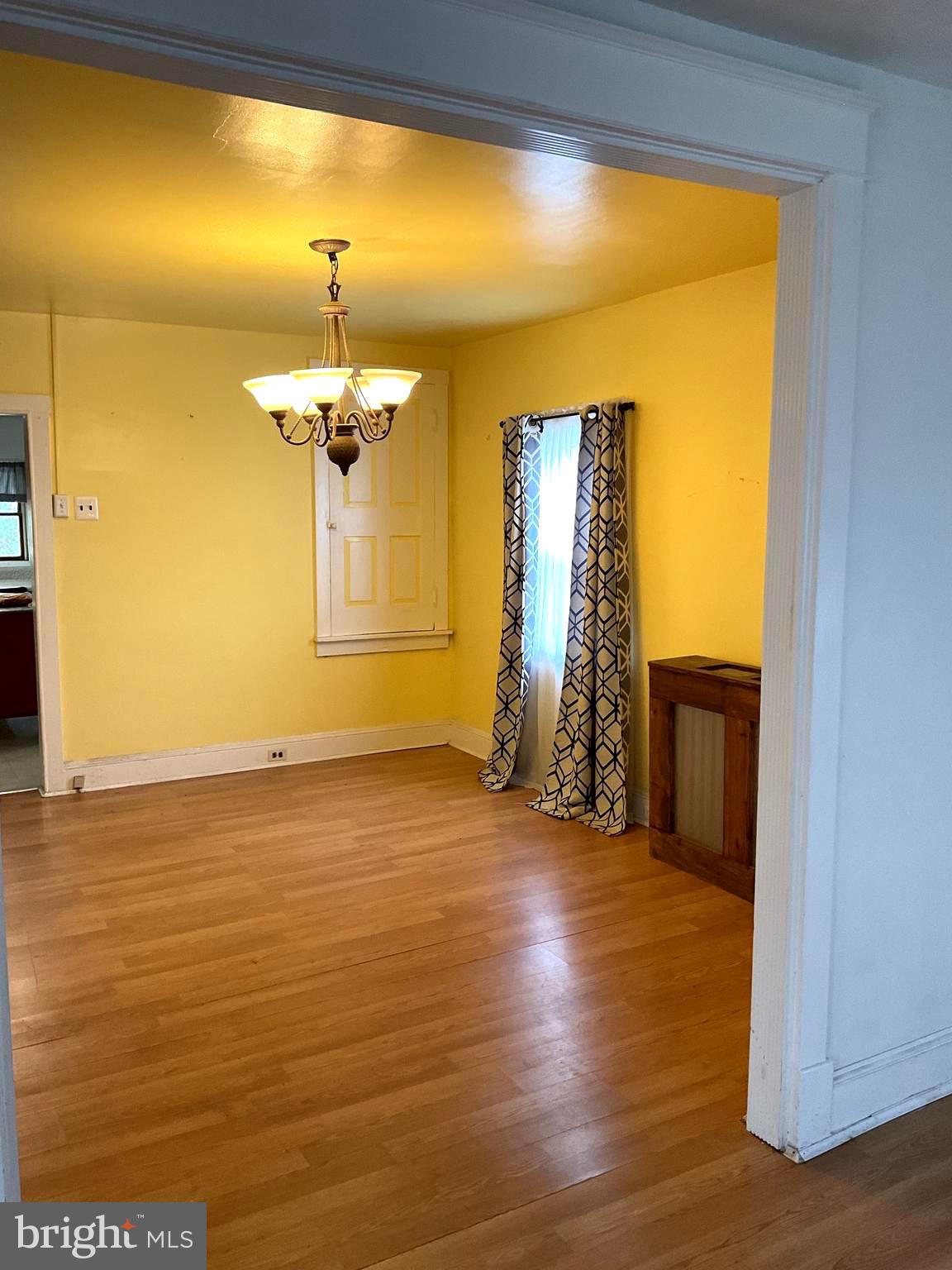 FRACKVILLE - Residential