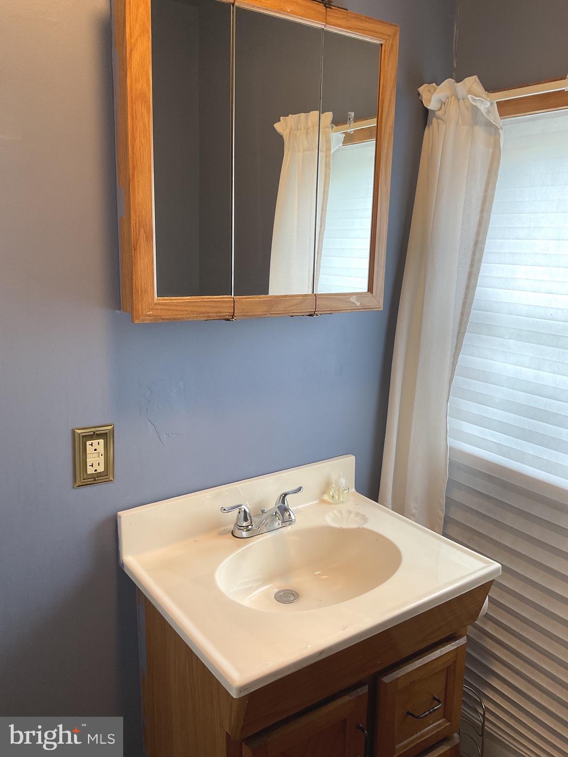 FRACKVILLE - Residential