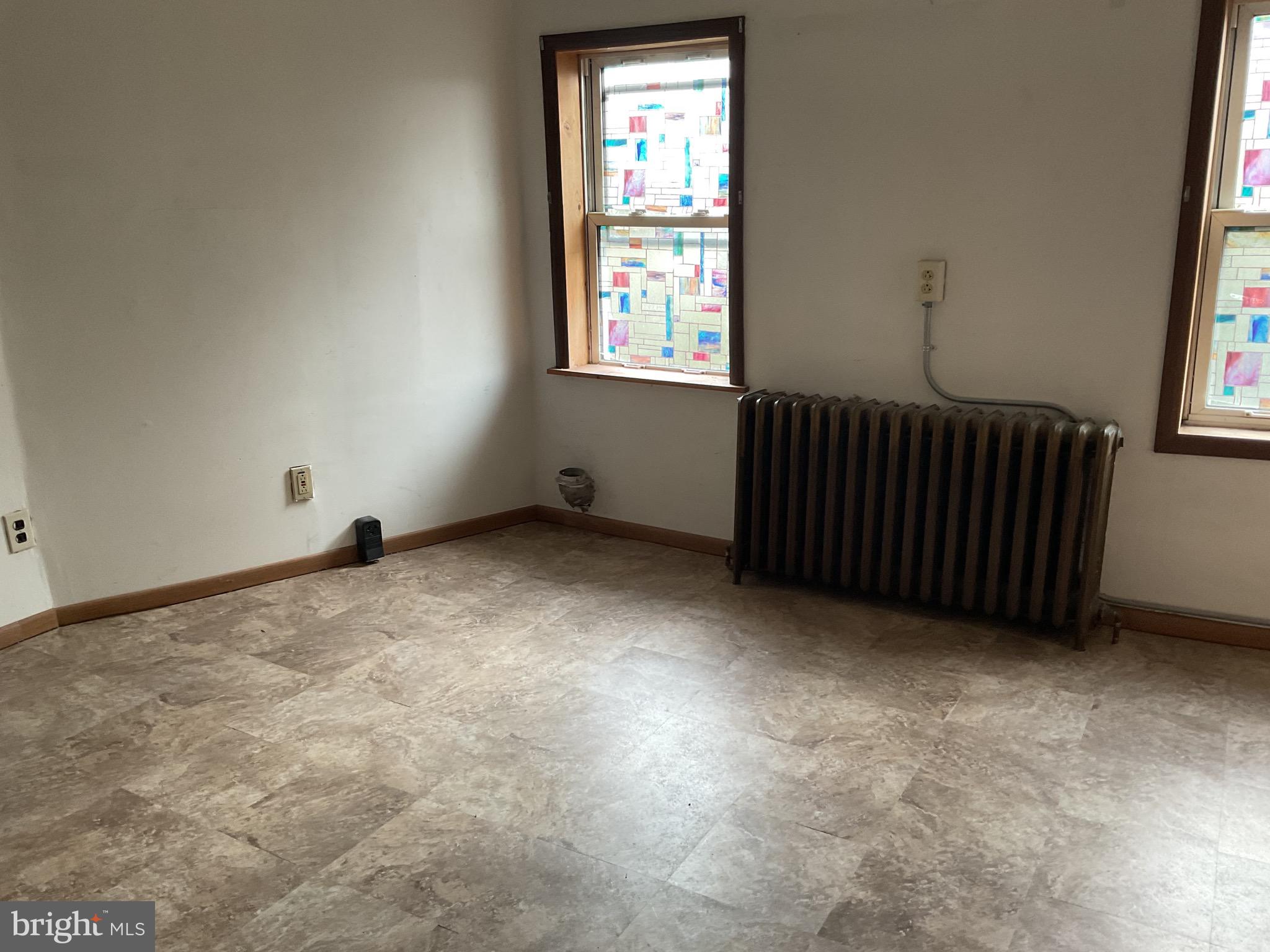 FRACKVILLE - Residential