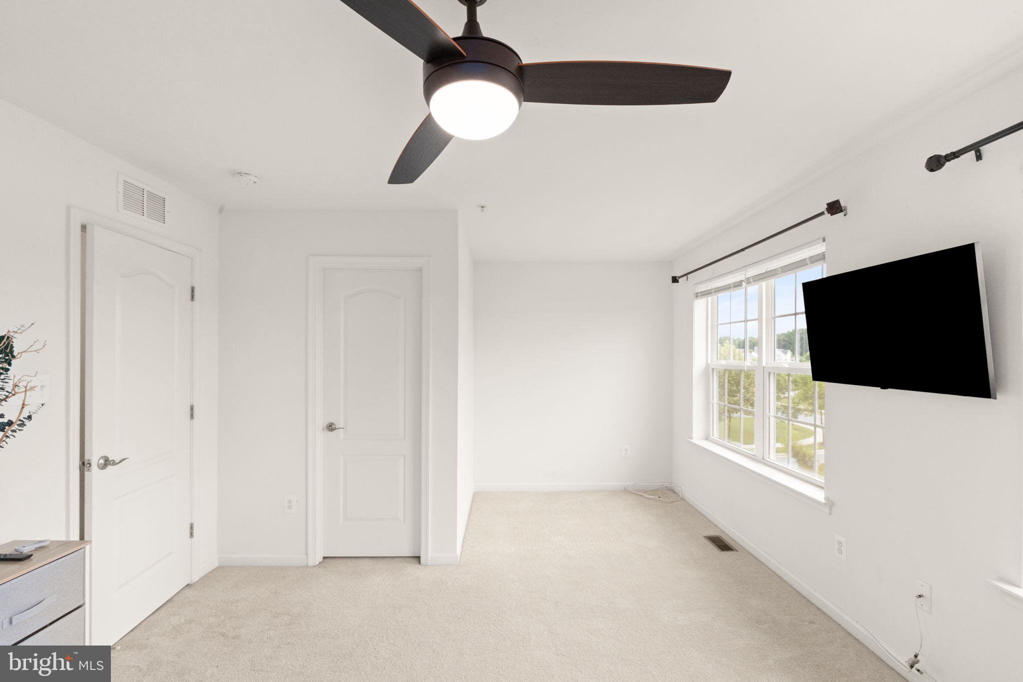 RESIDENCES AT QUARRY PLACE - Residential