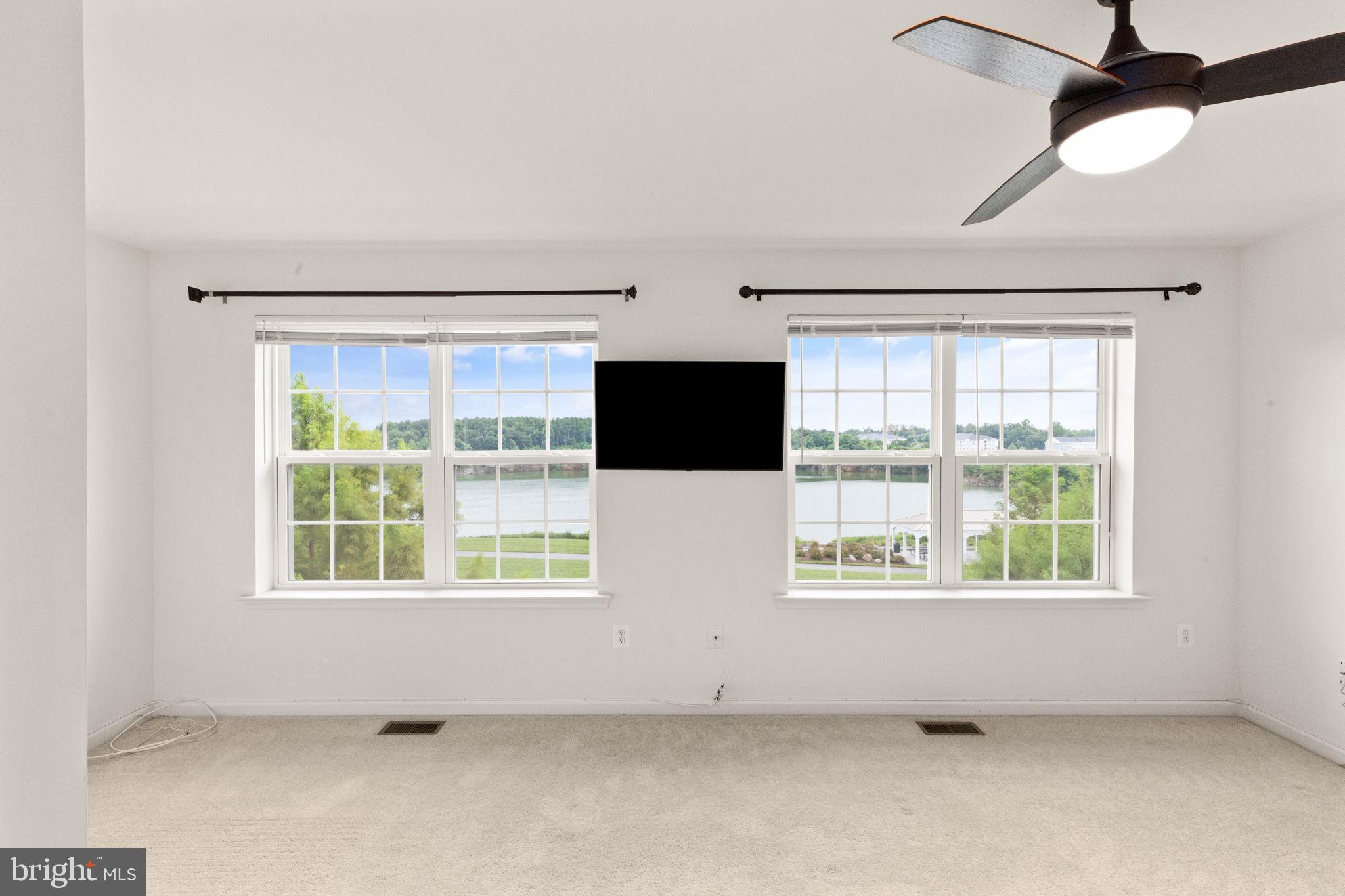 RESIDENCES AT QUARRY PLACE - Residential