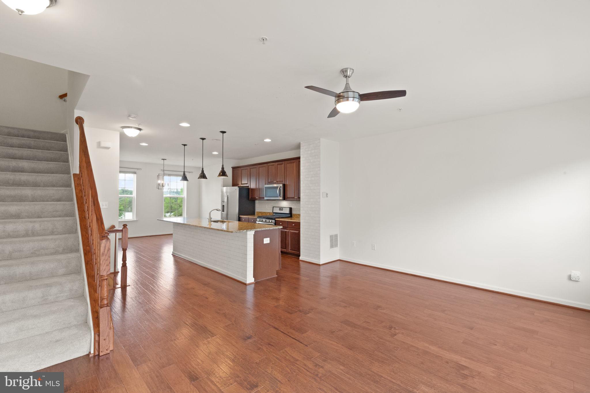 RESIDENCES AT QUARRY PLACE - Residential