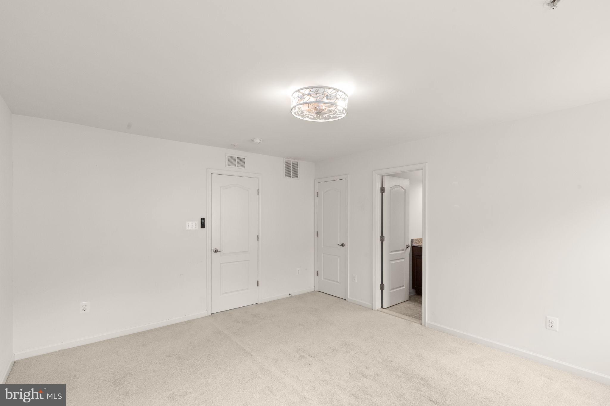 RESIDENCES AT QUARRY PLACE - Residential