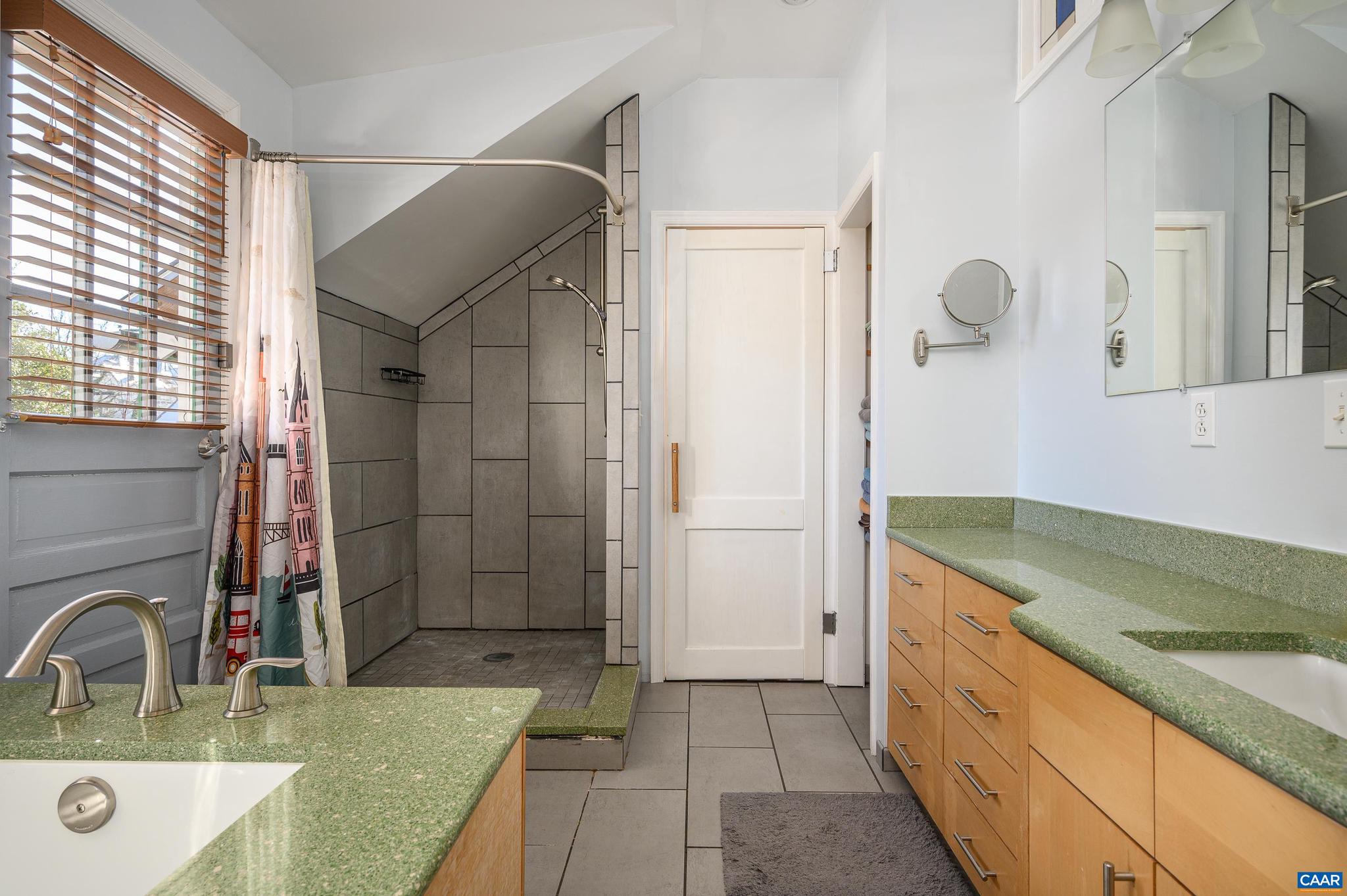 LOCUST GROVE - Residential