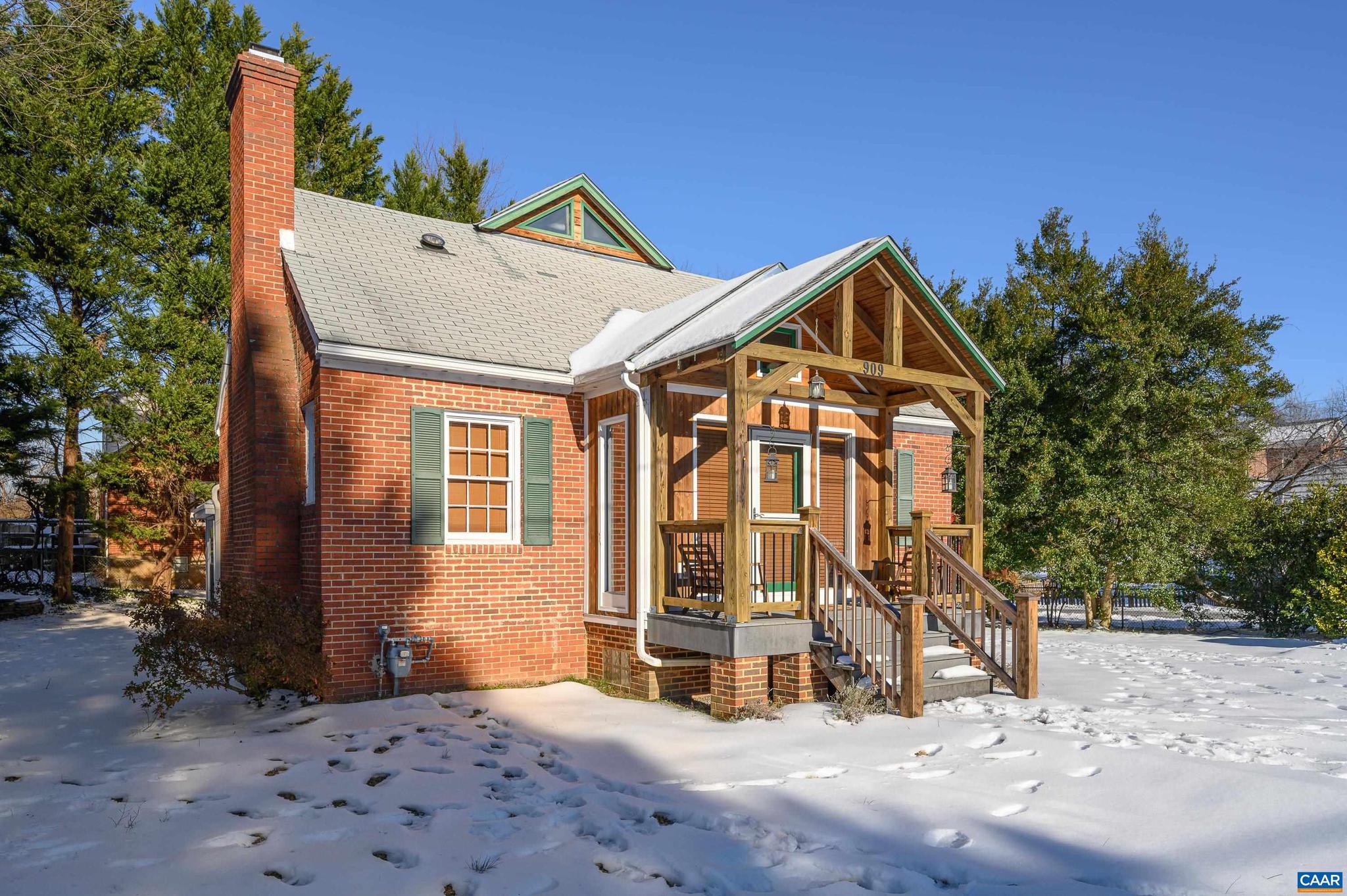 LOCUST GROVE - Residential