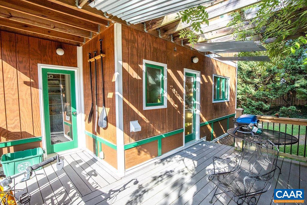 LOCUST GROVE - Residential