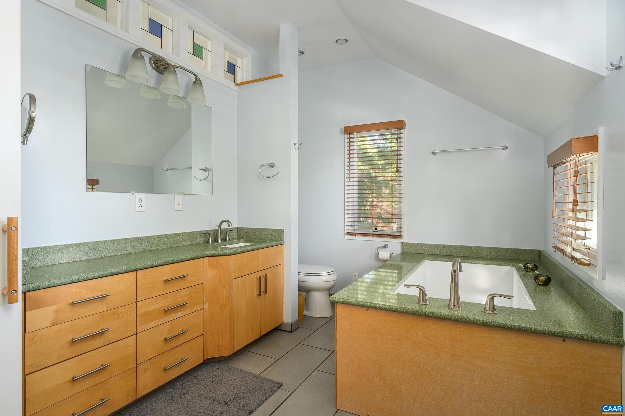 LOCUST GROVE - Residential