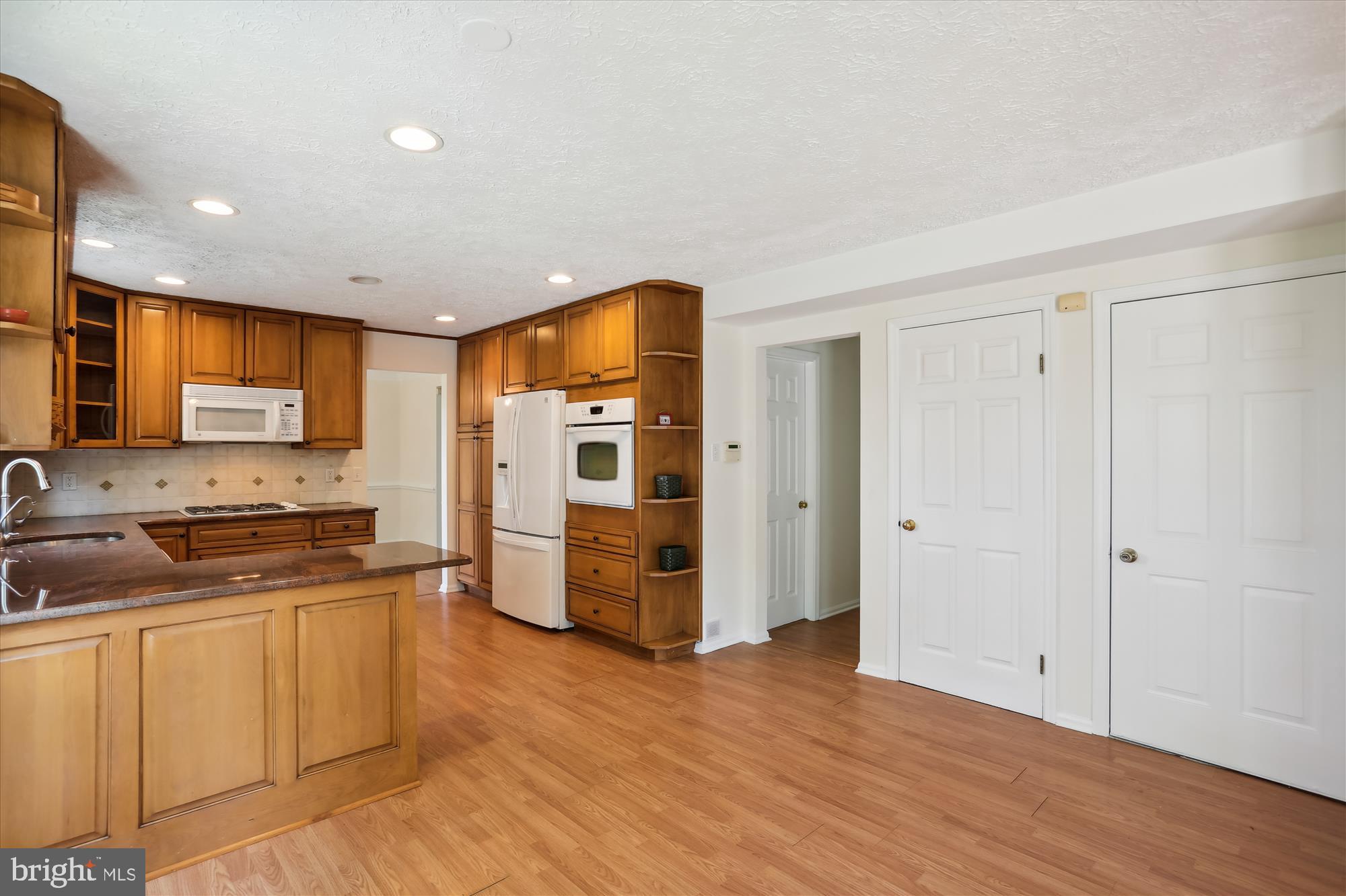 DUFIEF MILL ESTATES - Residential