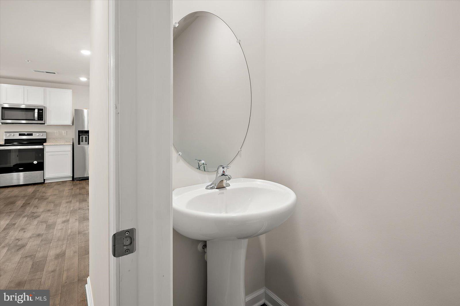 HUNTINGFIELDS - Residential