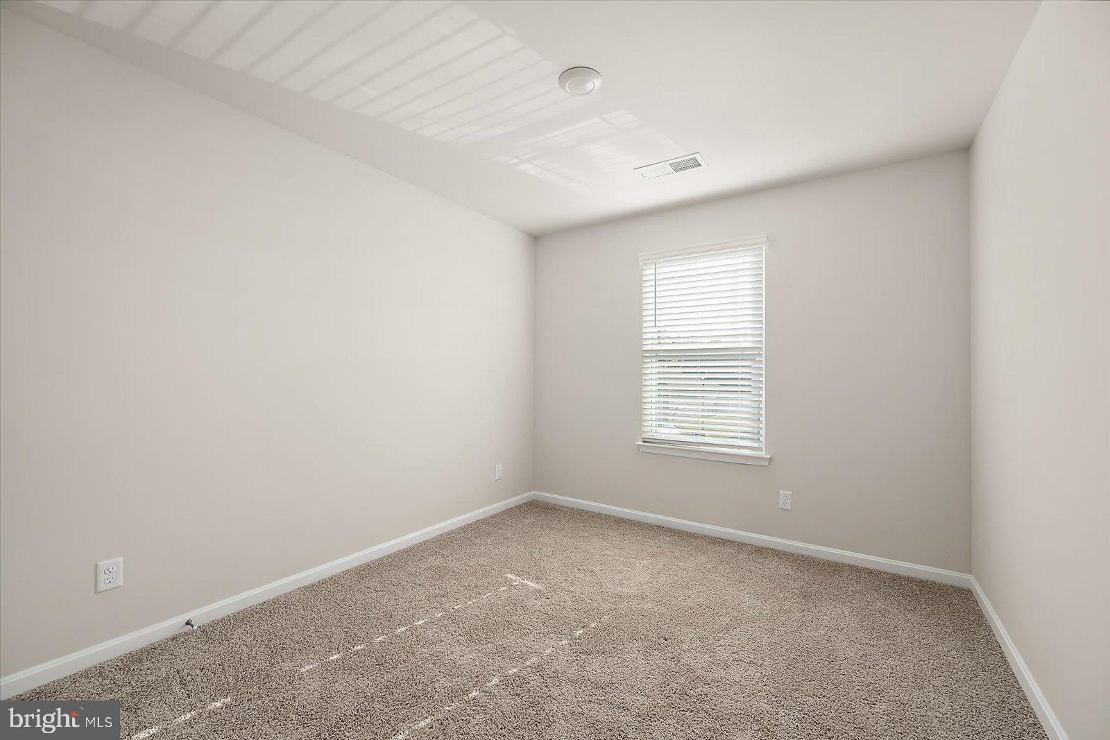 HUNTINGFIELDS - Residential