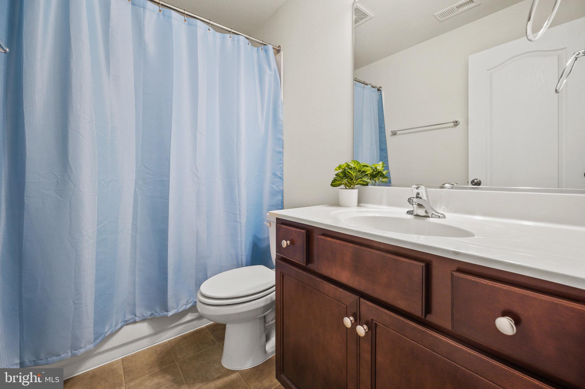 EMBREY MILL - Residential Lease