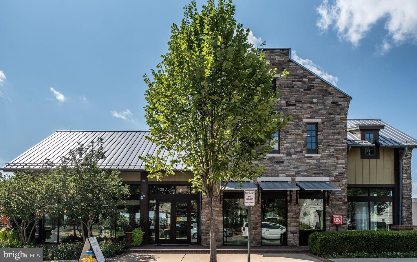 EMBREY MILL - Residential Lease