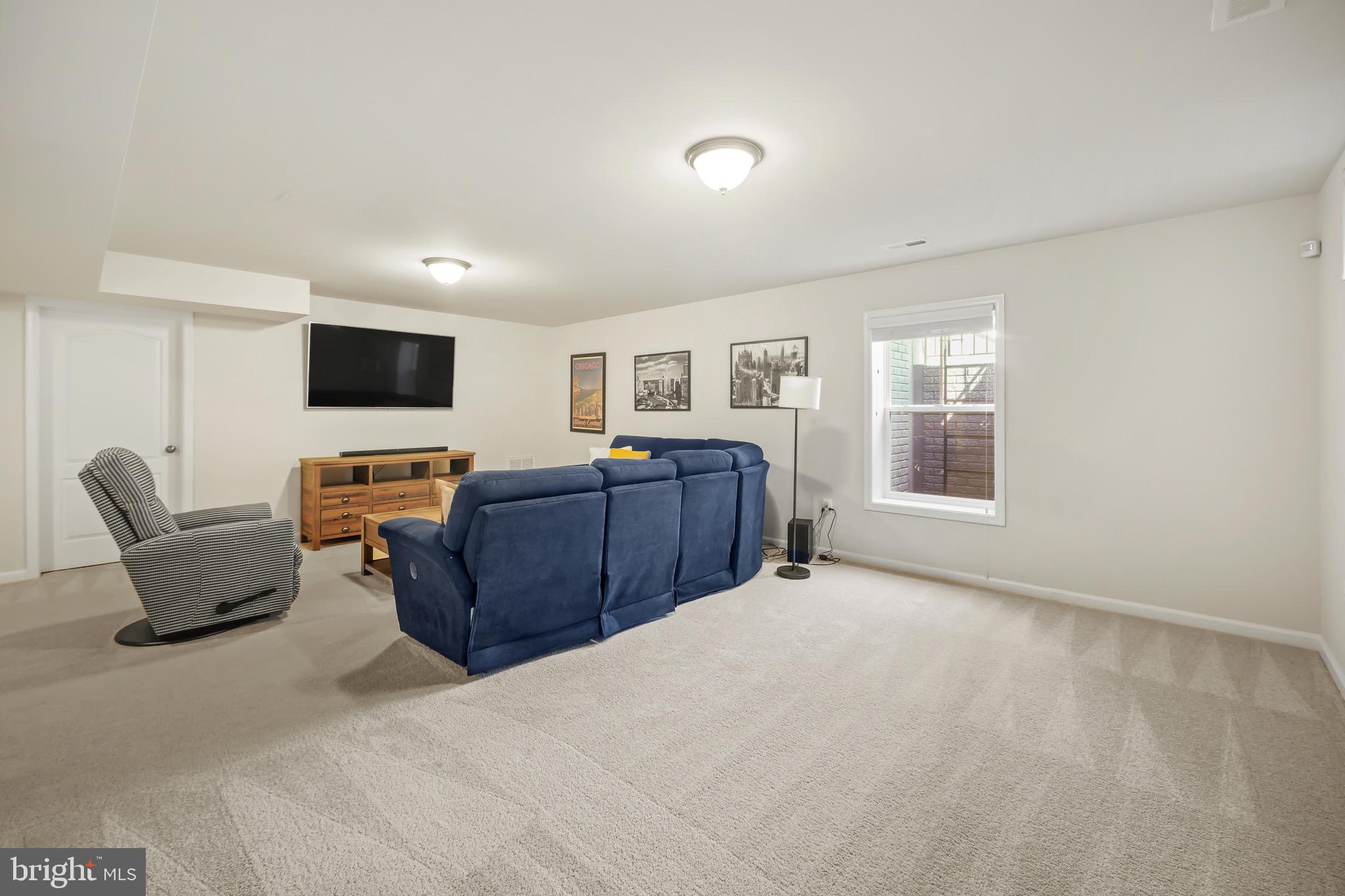 EMBREY MILL - Residential Lease