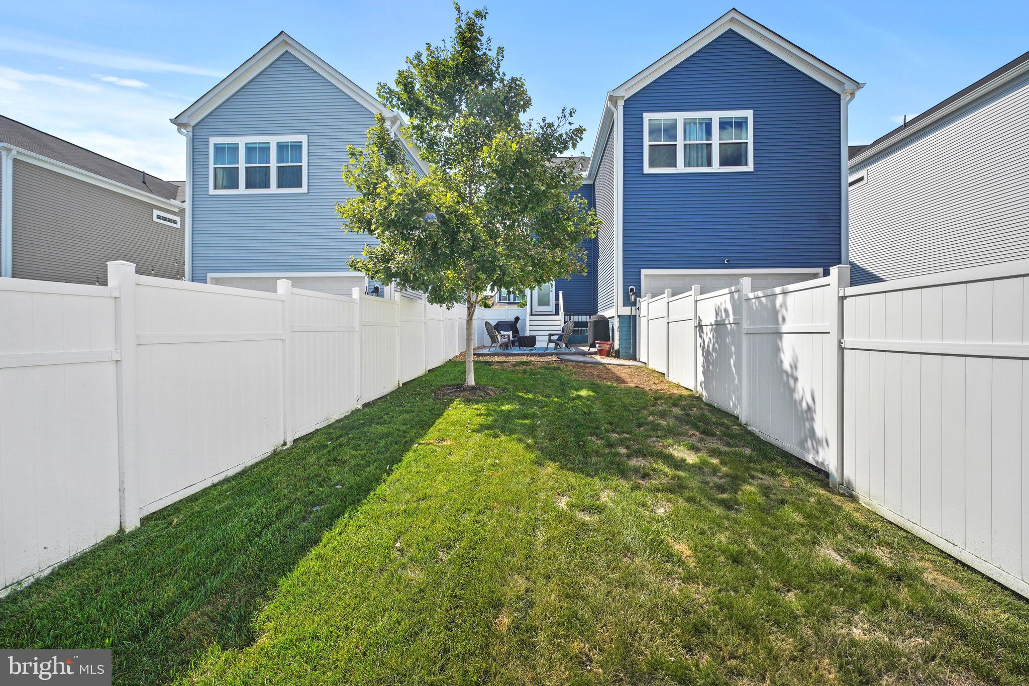 EMBREY MILL - Residential Lease