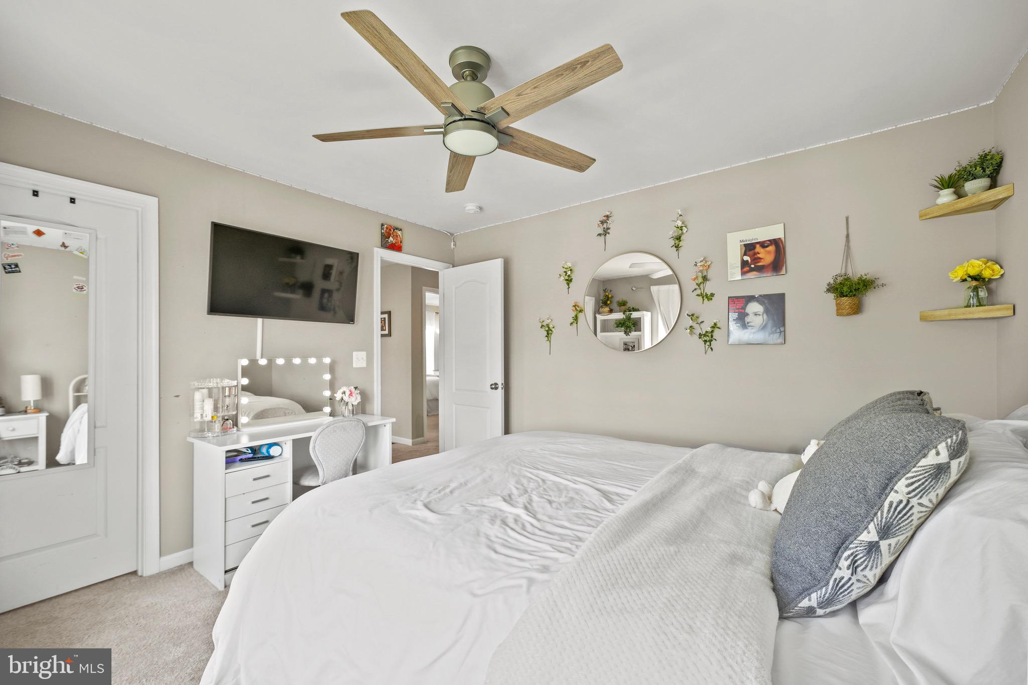 EMBREY MILL - Residential Lease