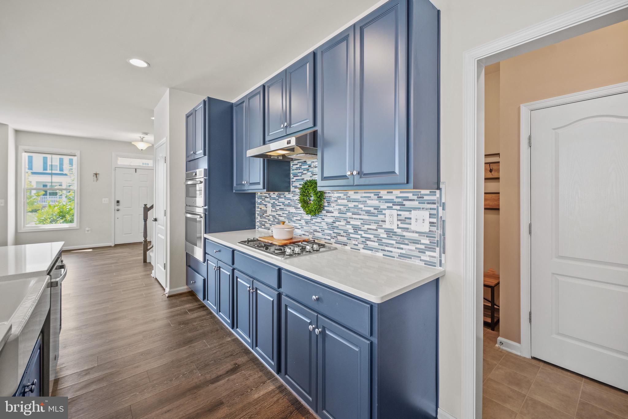 EMBREY MILL - Residential Lease