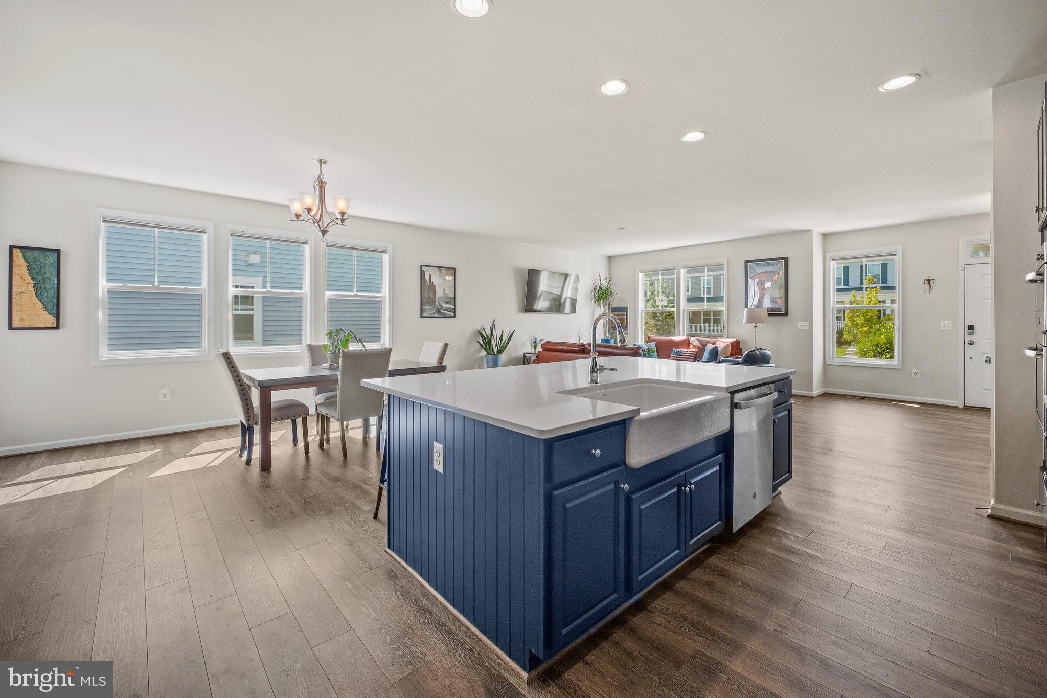 EMBREY MILL - Residential Lease