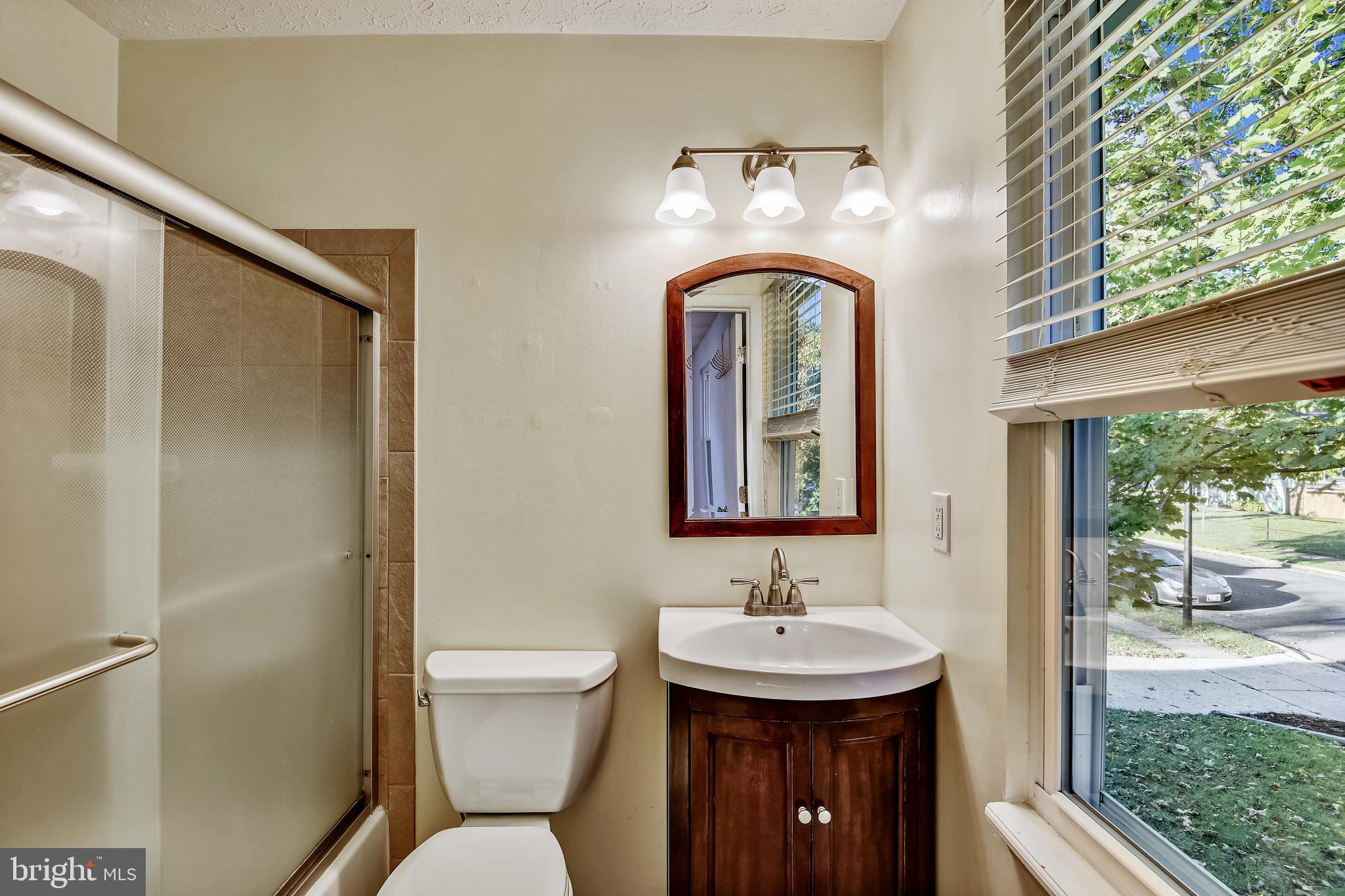 REVELL DOWNS - Residential