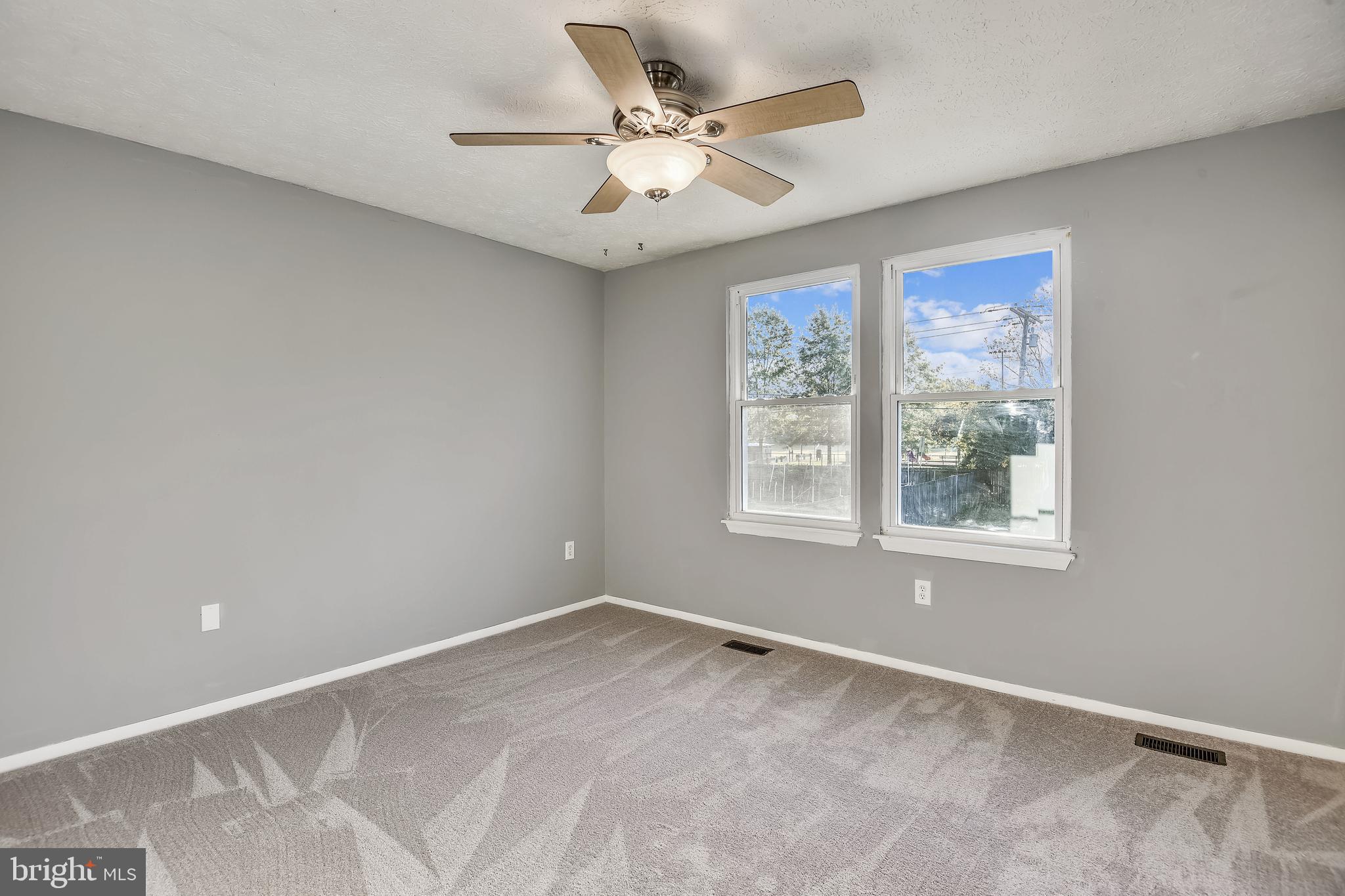 REVELL DOWNS - Residential