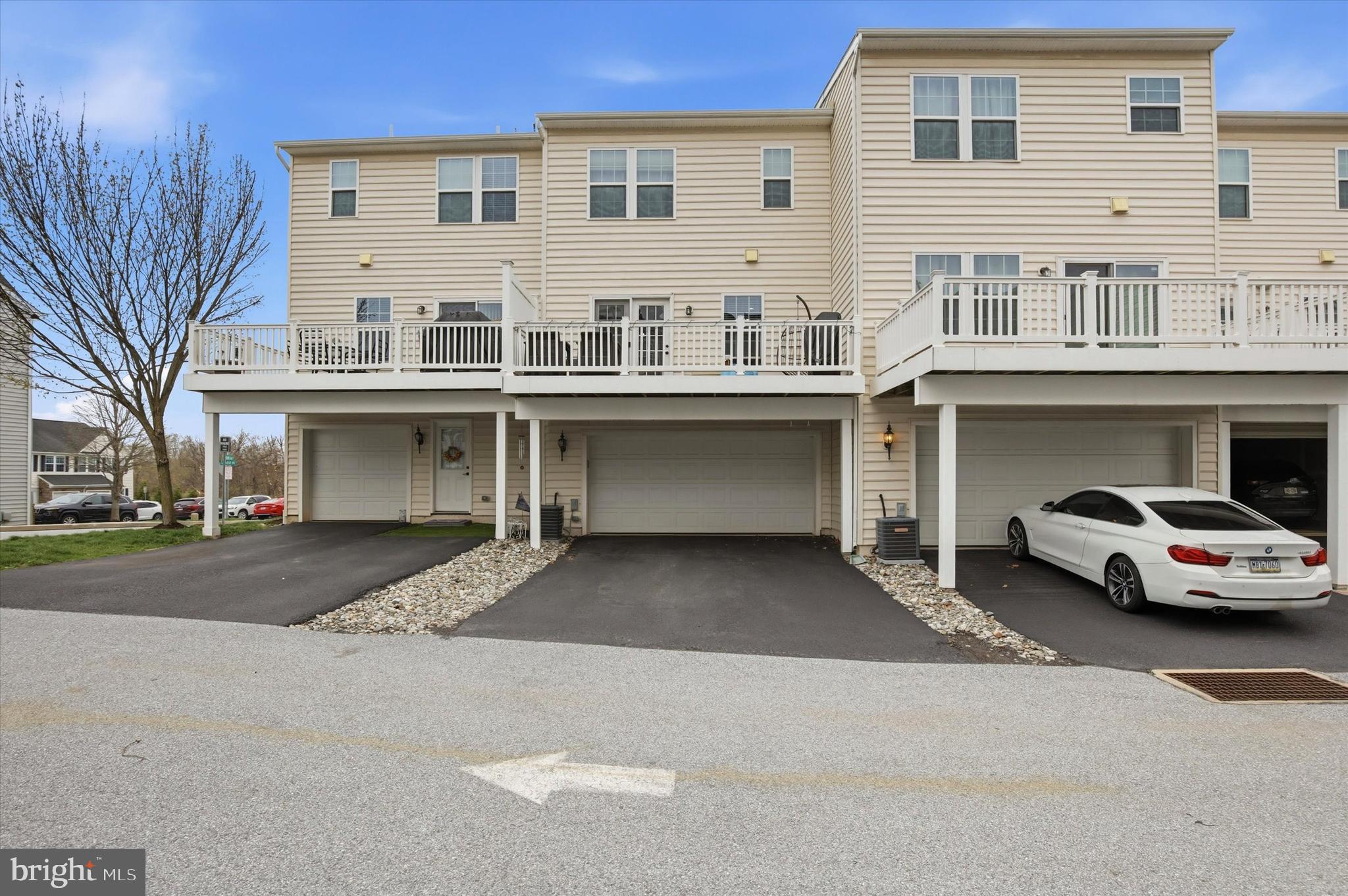 FILLMORE VILLAGE - Residential