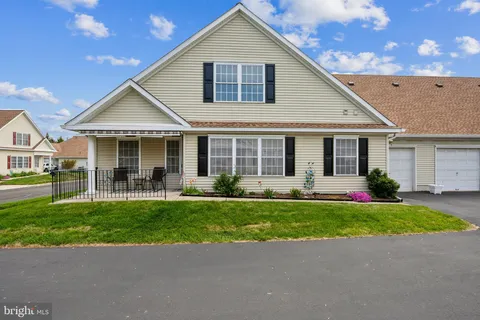 29 Avenrowe Court, Fairless Hills, PA MLS: PABU2094818