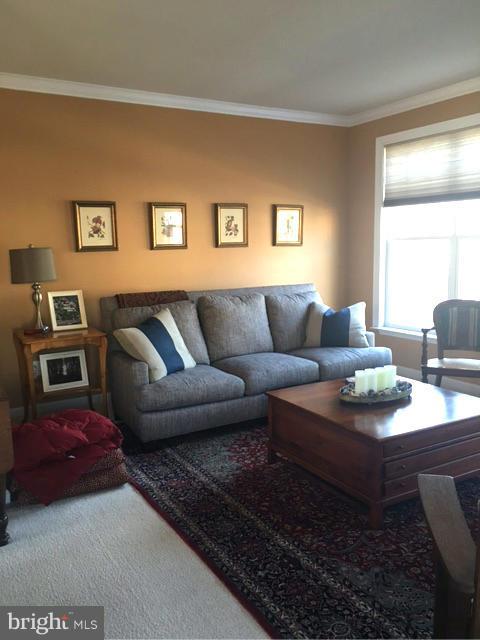 PEMBROOKE - Residential Lease