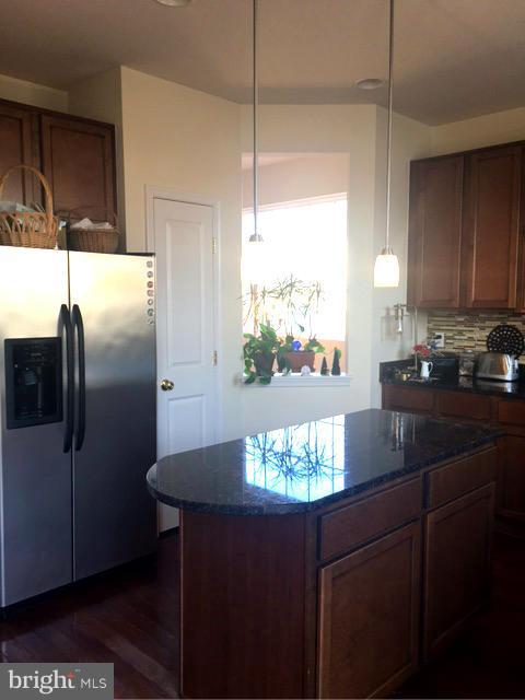 PEMBROOKE - Residential Lease