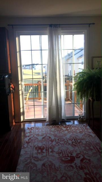 PEMBROOKE - Residential Lease