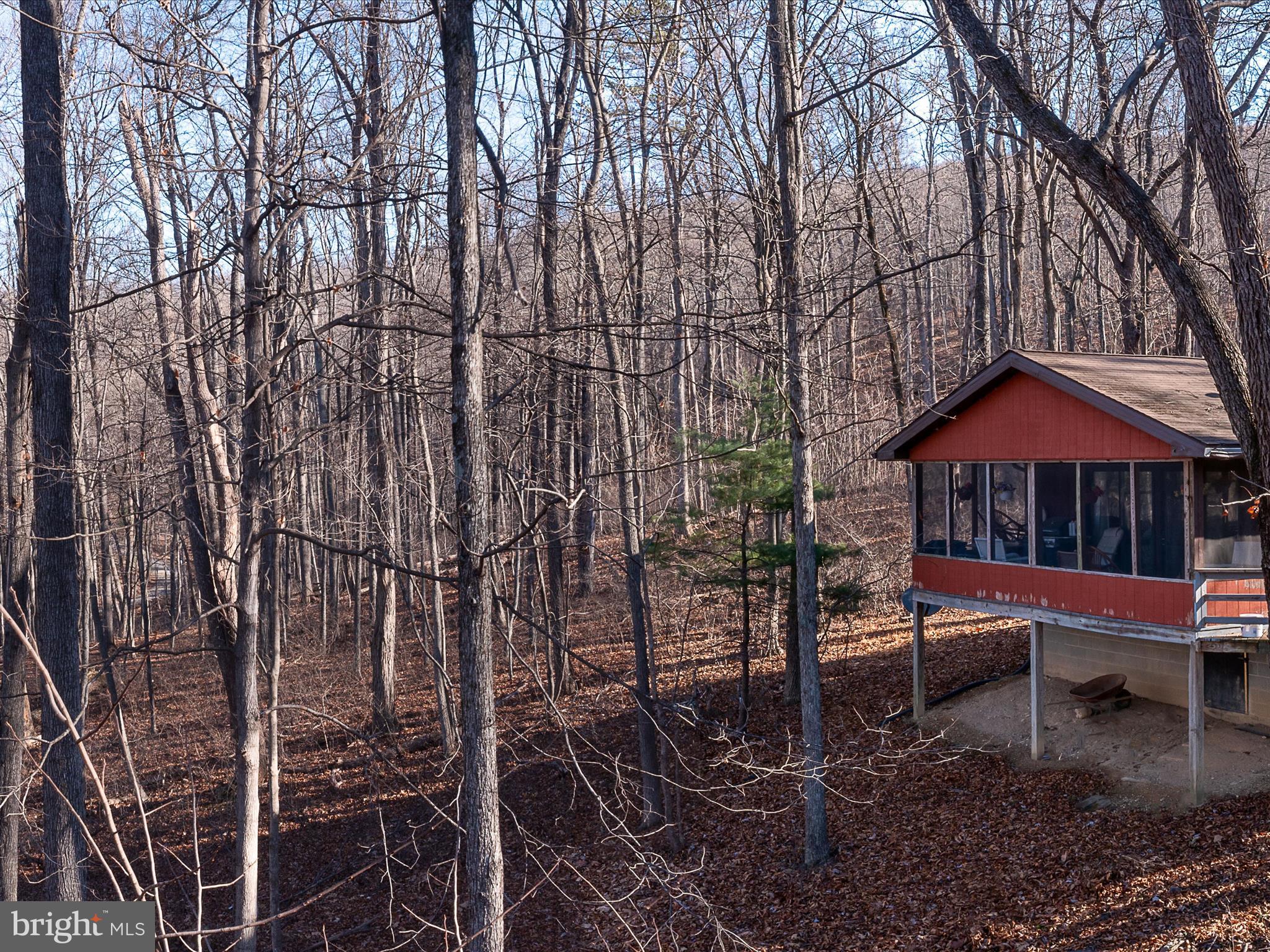 ROUSE MOUNTAIN - Residential