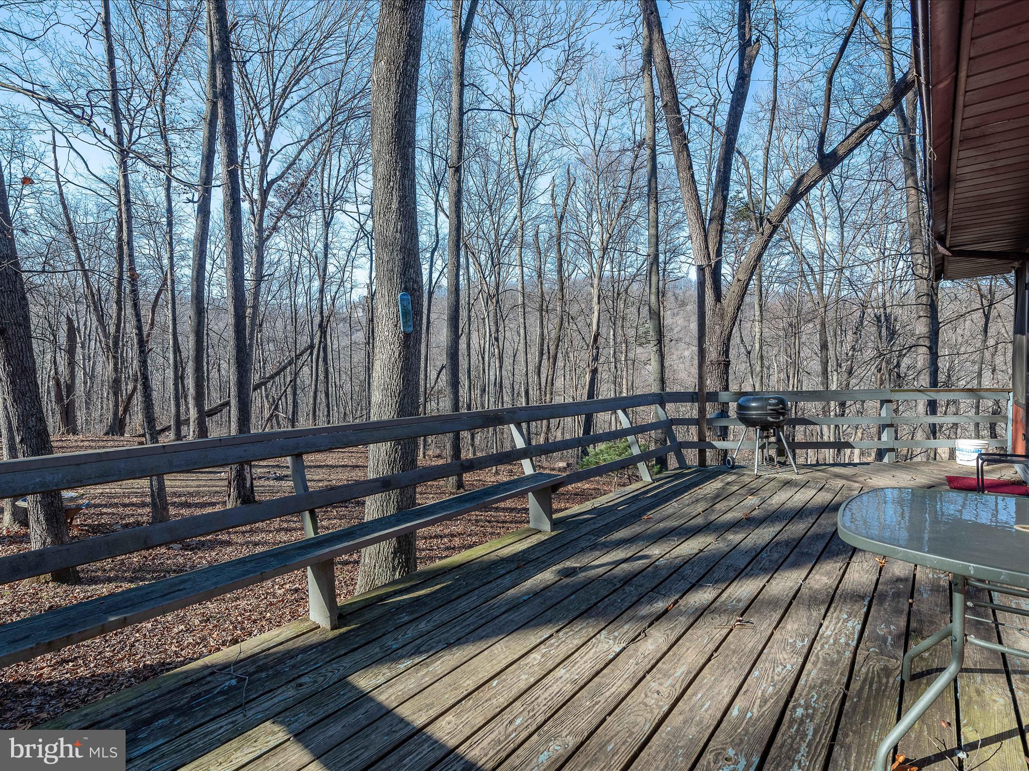 ROUSE MOUNTAIN - Residential