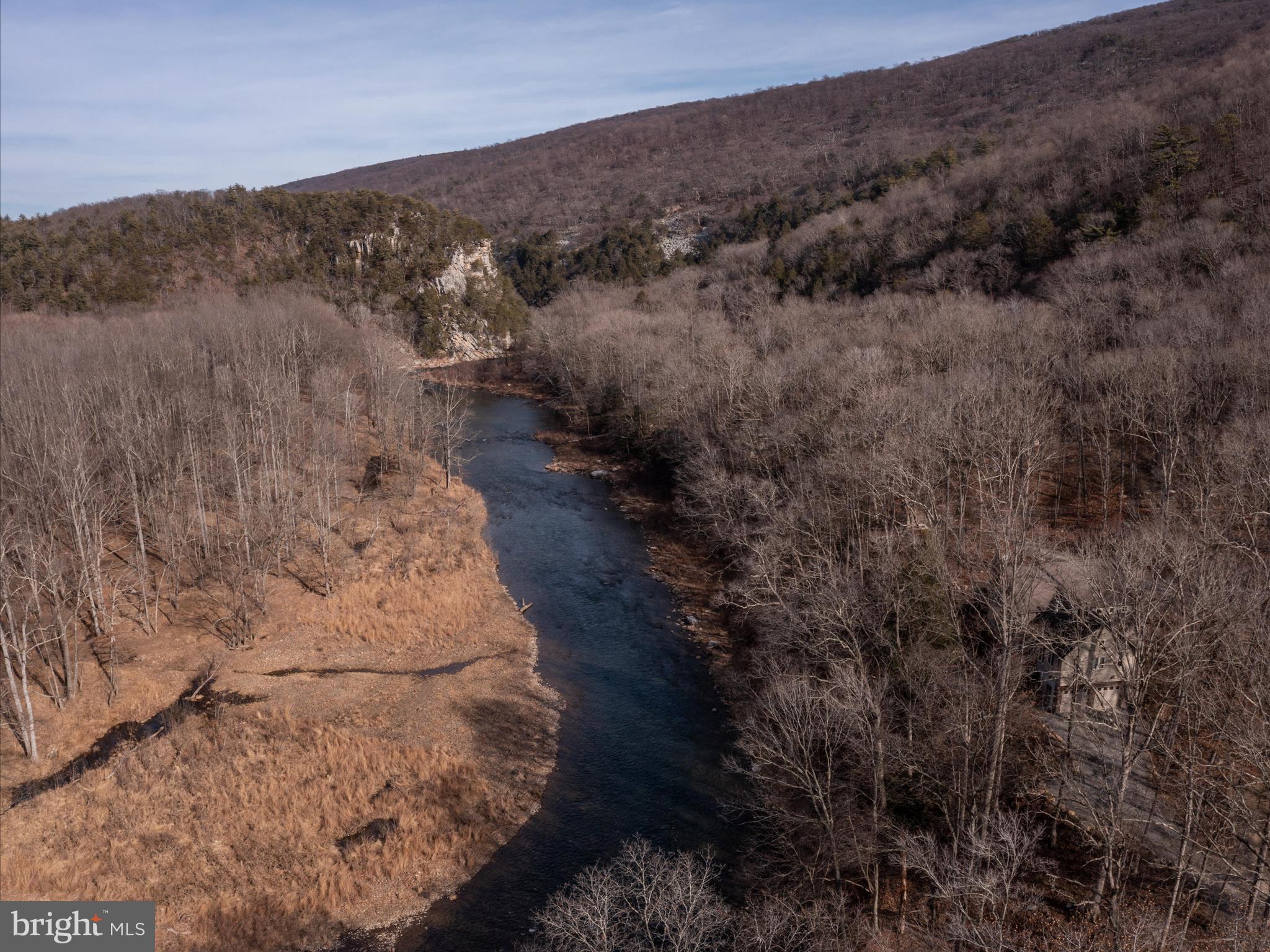 ROUSE MOUNTAIN - Residential