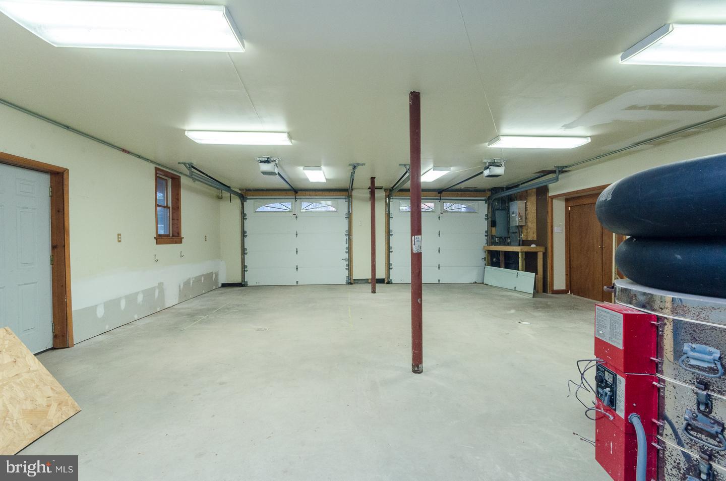 SOMERSET - Residential