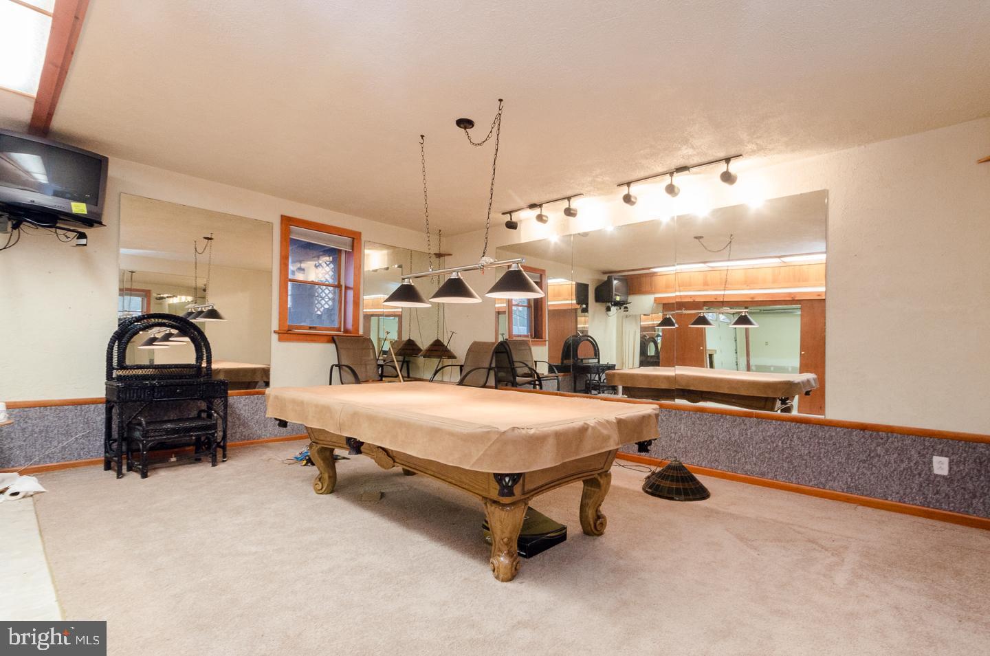 SOMERSET - Residential