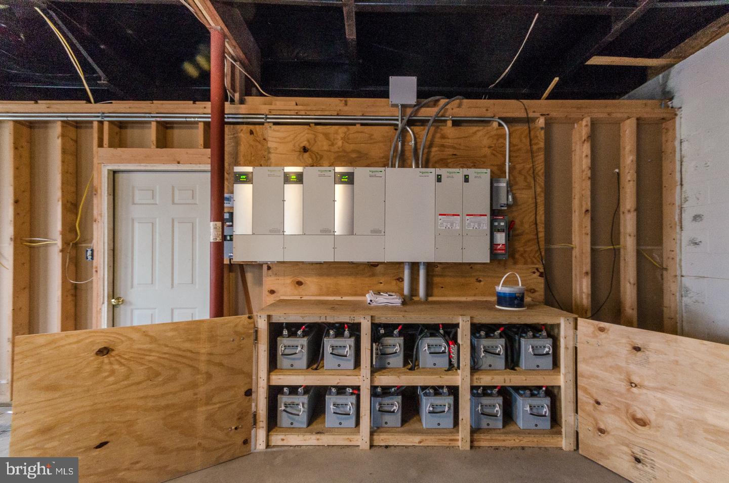 SOMERSET - Residential