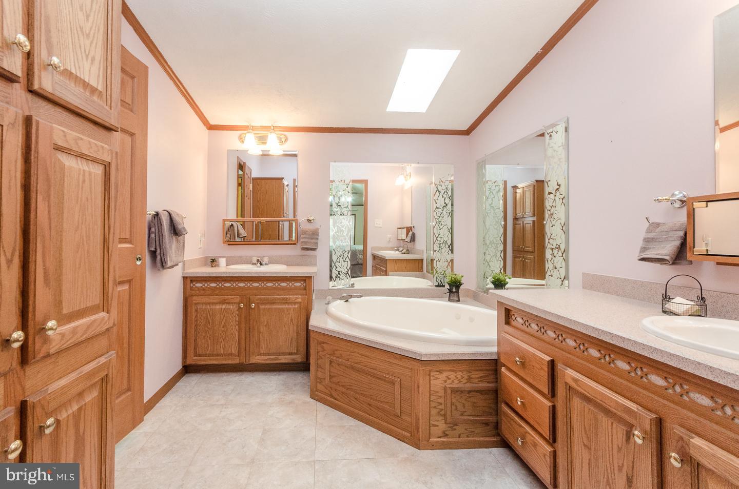 SOMERSET - Residential